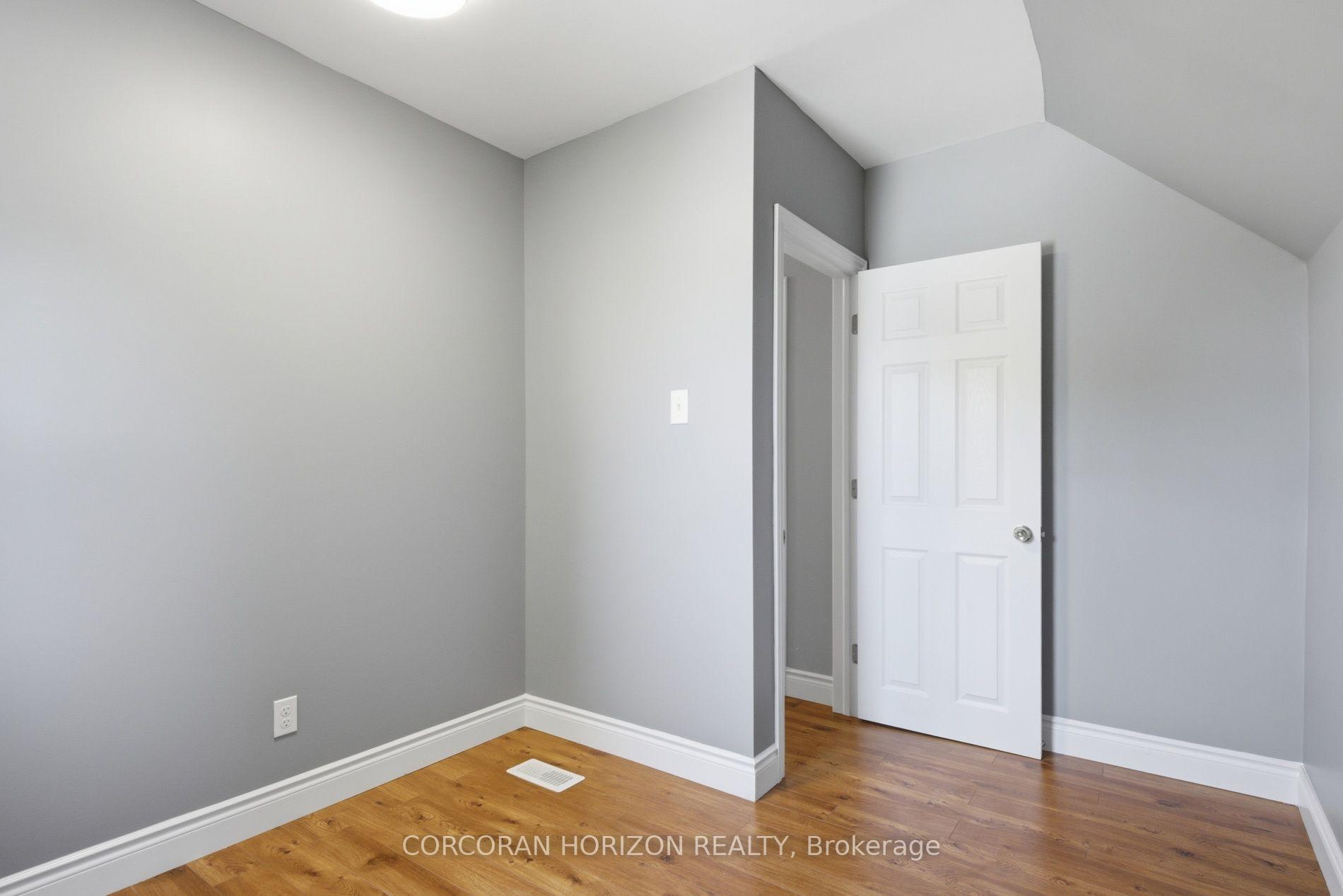 Photo 25 of 281 Guelph Street, Kitchener, Fairfield — HOMEH