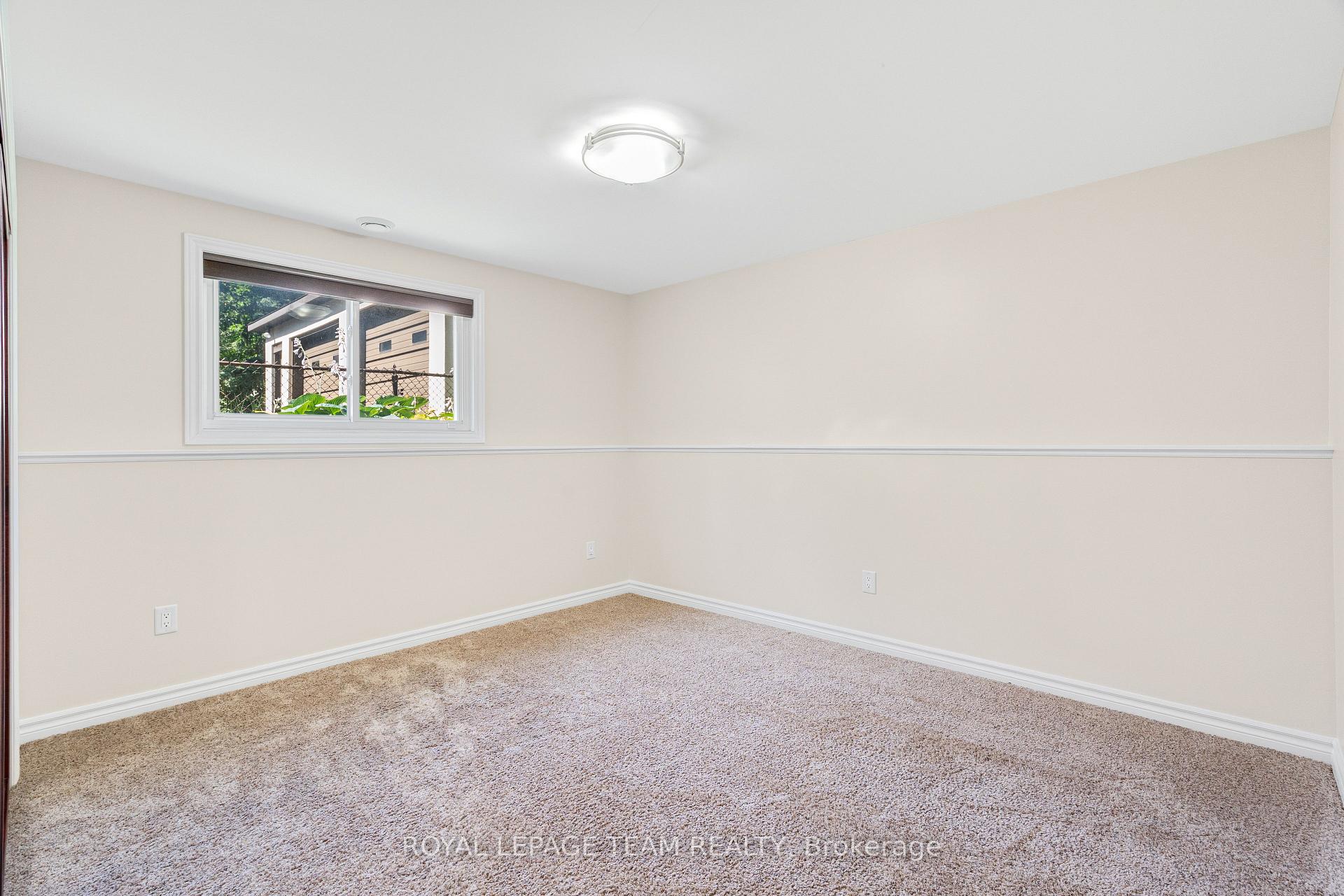 Photo 31 of 475 Melbourne Avenue, Ottawa, McKellar/Highland — HOMEH