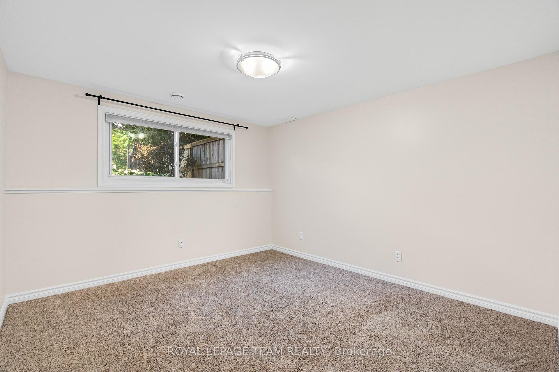 Photo 33 of 475 Melbourne Avenue, Ottawa, McKellar/Highland — HOMEH