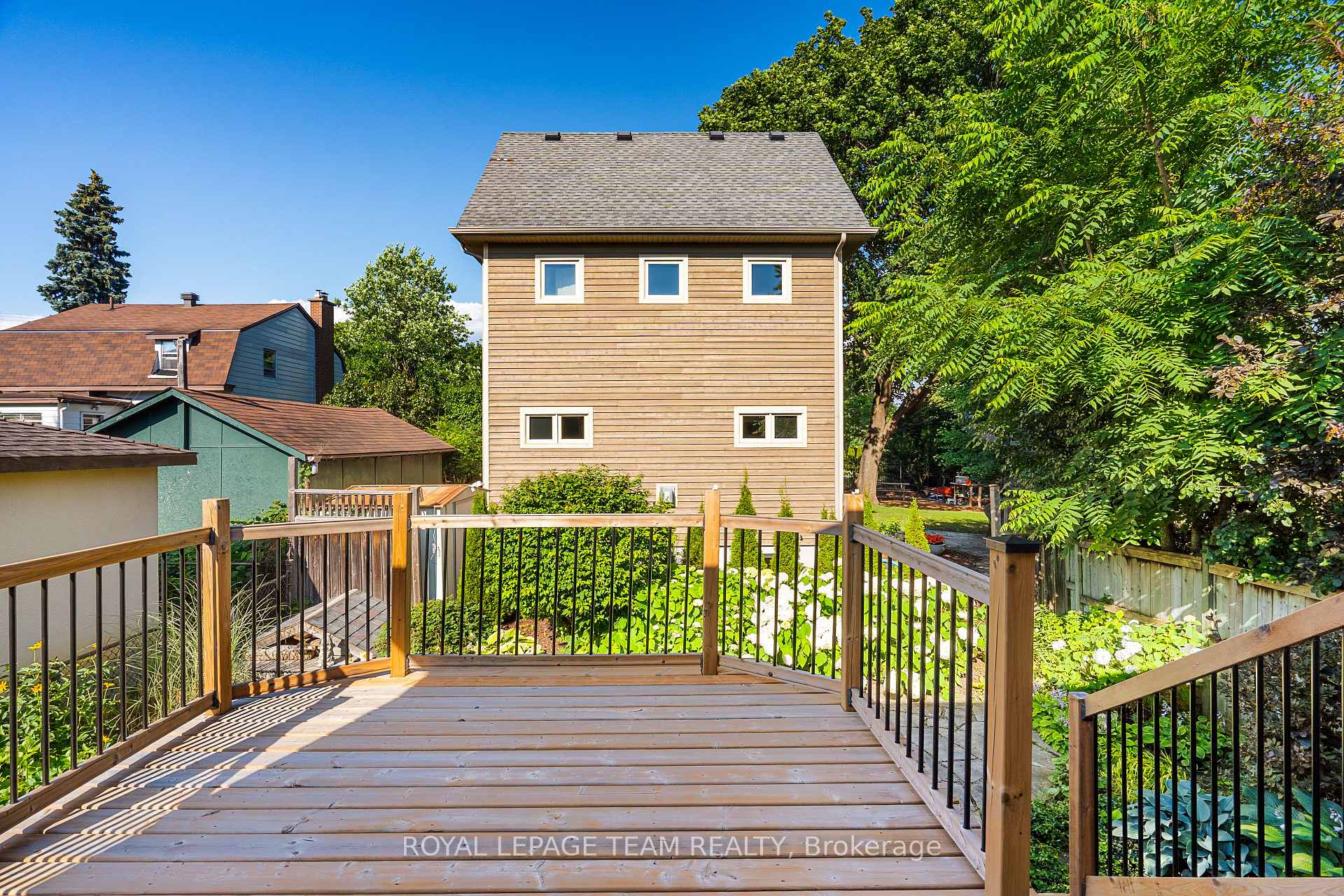 Photo 37 of 475 Melbourne Avenue, Ottawa, McKellar/Highland — HOMEH
