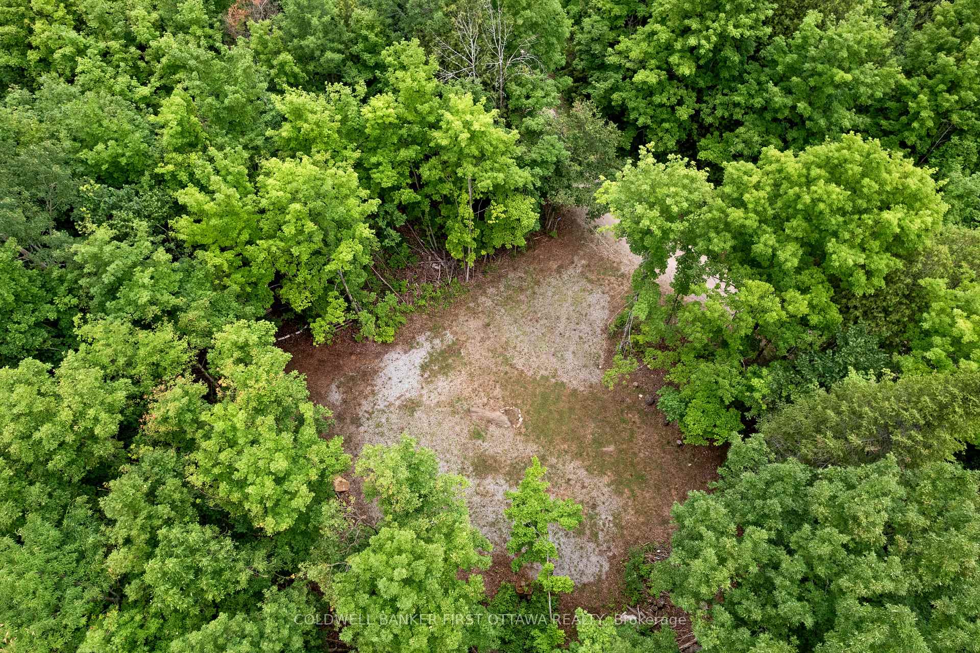 Photo 15 of 1039 Sunset Strip Lane, Frontenac, Frontenac North — HOMEH