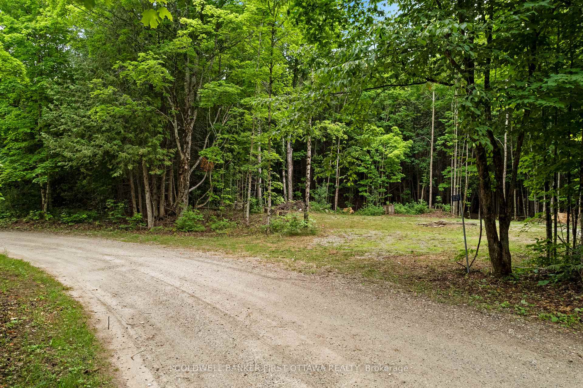 Photo 17 of 1039 Sunset Strip Lane, Frontenac, Frontenac North — HOMEH