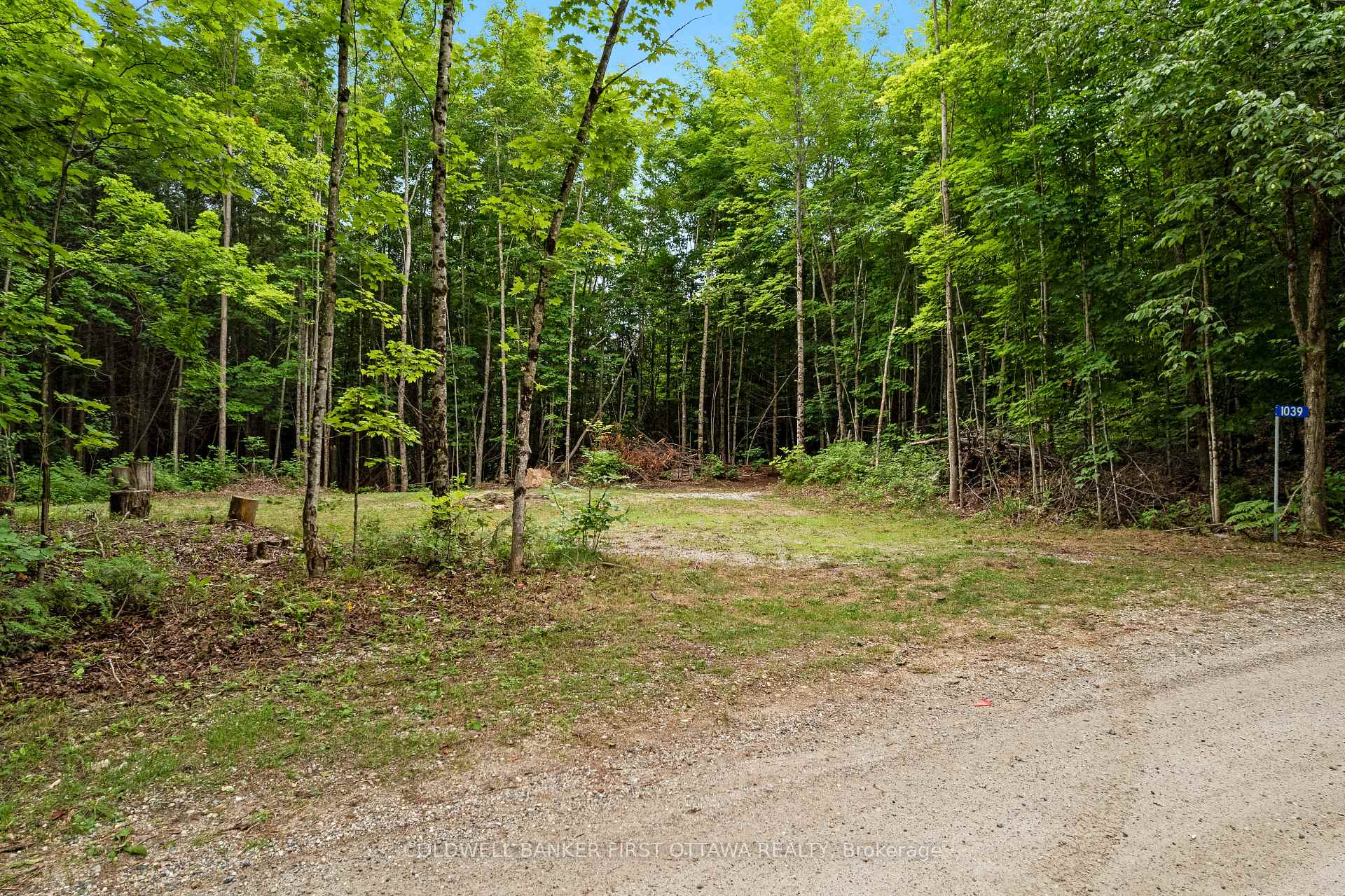 Photo 18 of 1039 Sunset Strip Lane, Frontenac, Frontenac North — HOMEH
