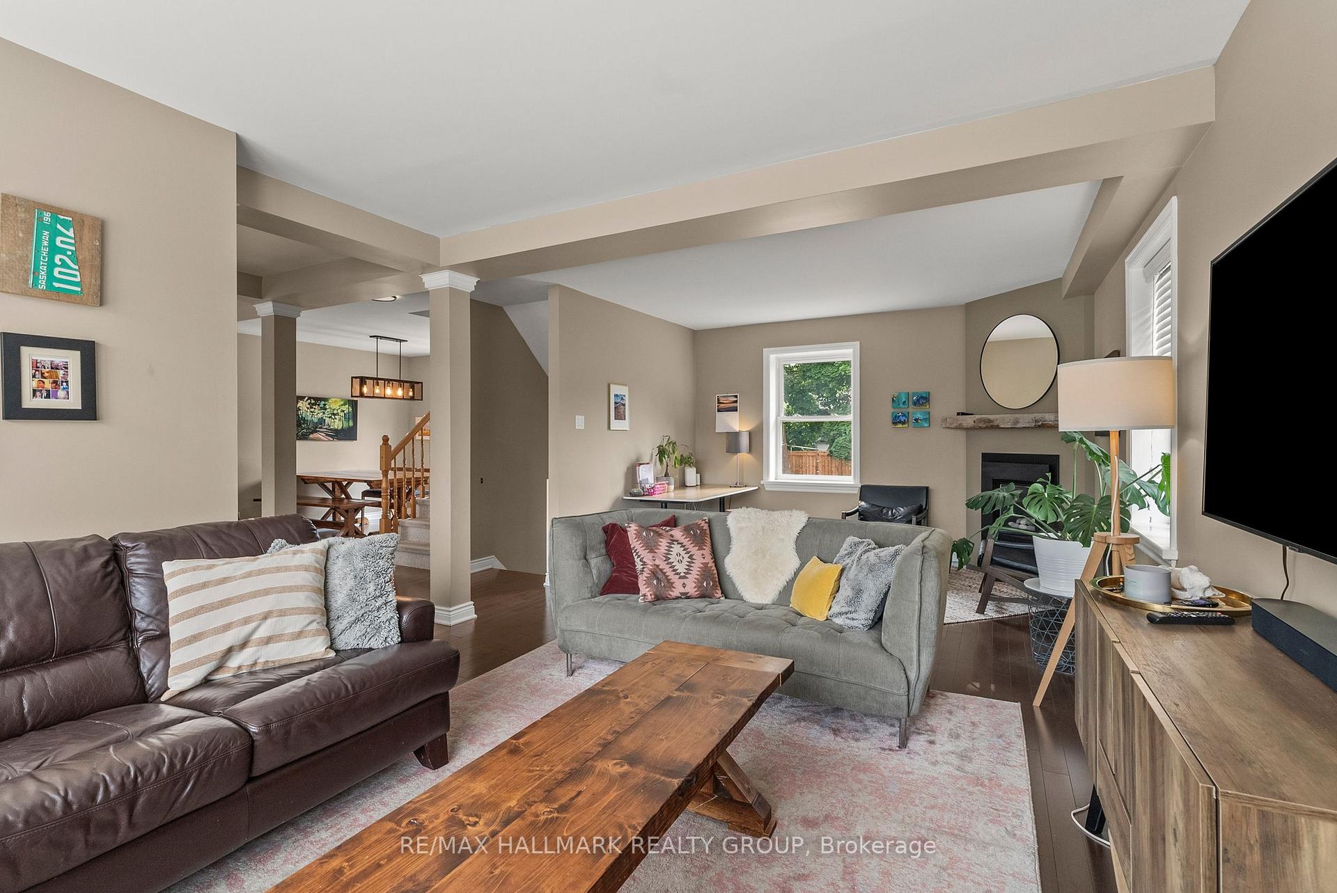 Photo 13 of 701 Cole Avenue, Ottawa, Laurentianview — HOMEH