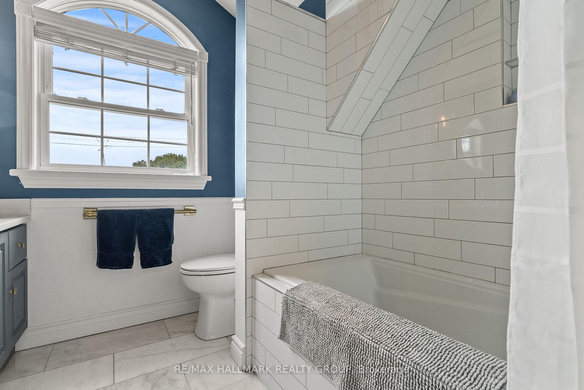 Photo 23 of 701 Cole Avenue, Ottawa, Laurentianview — HOMEH