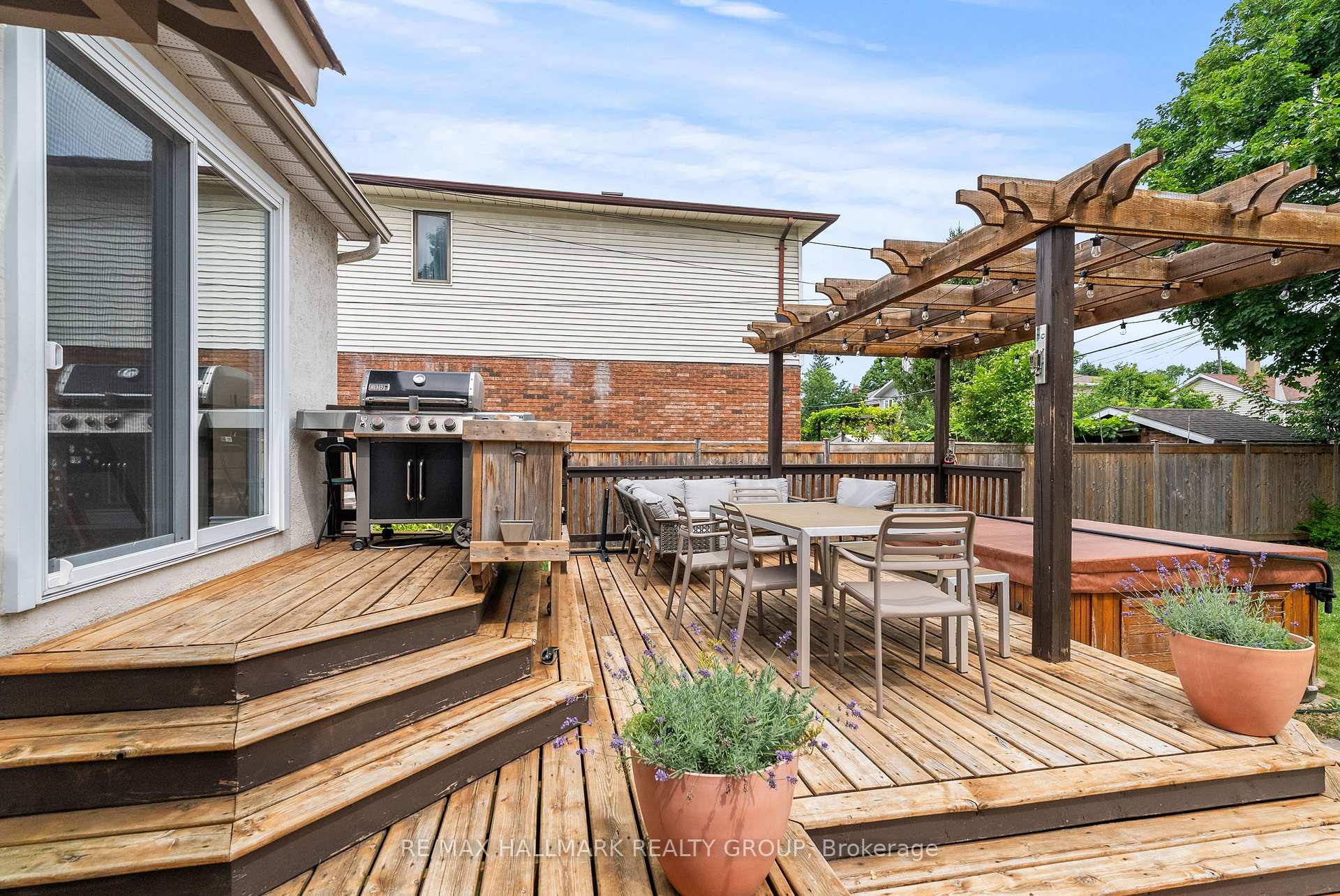 Photo 34 of 701 Cole Avenue, Ottawa, Laurentianview — HOMEH