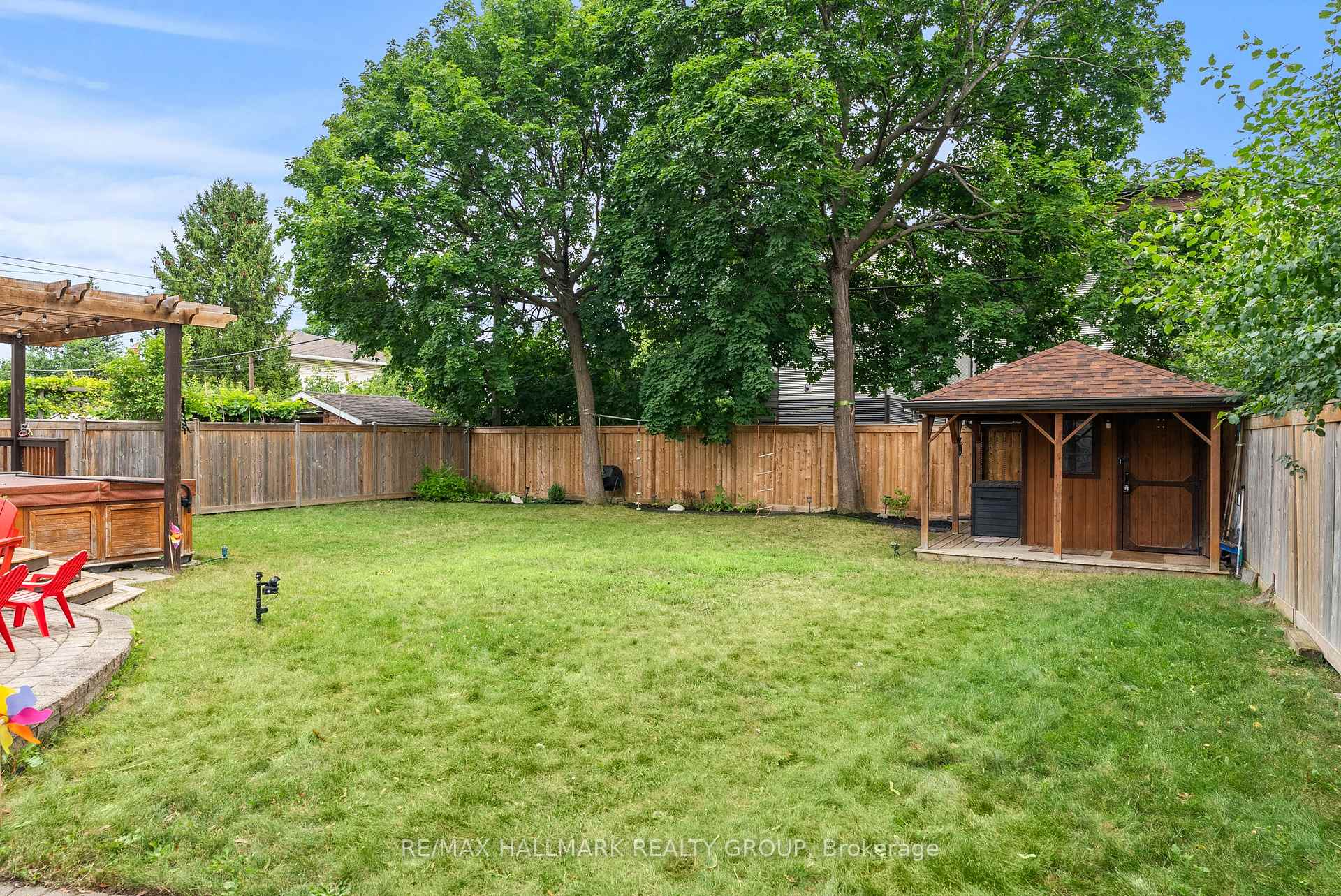 Photo 40 of 701 Cole Avenue, Ottawa, Laurentianview — HOMEH