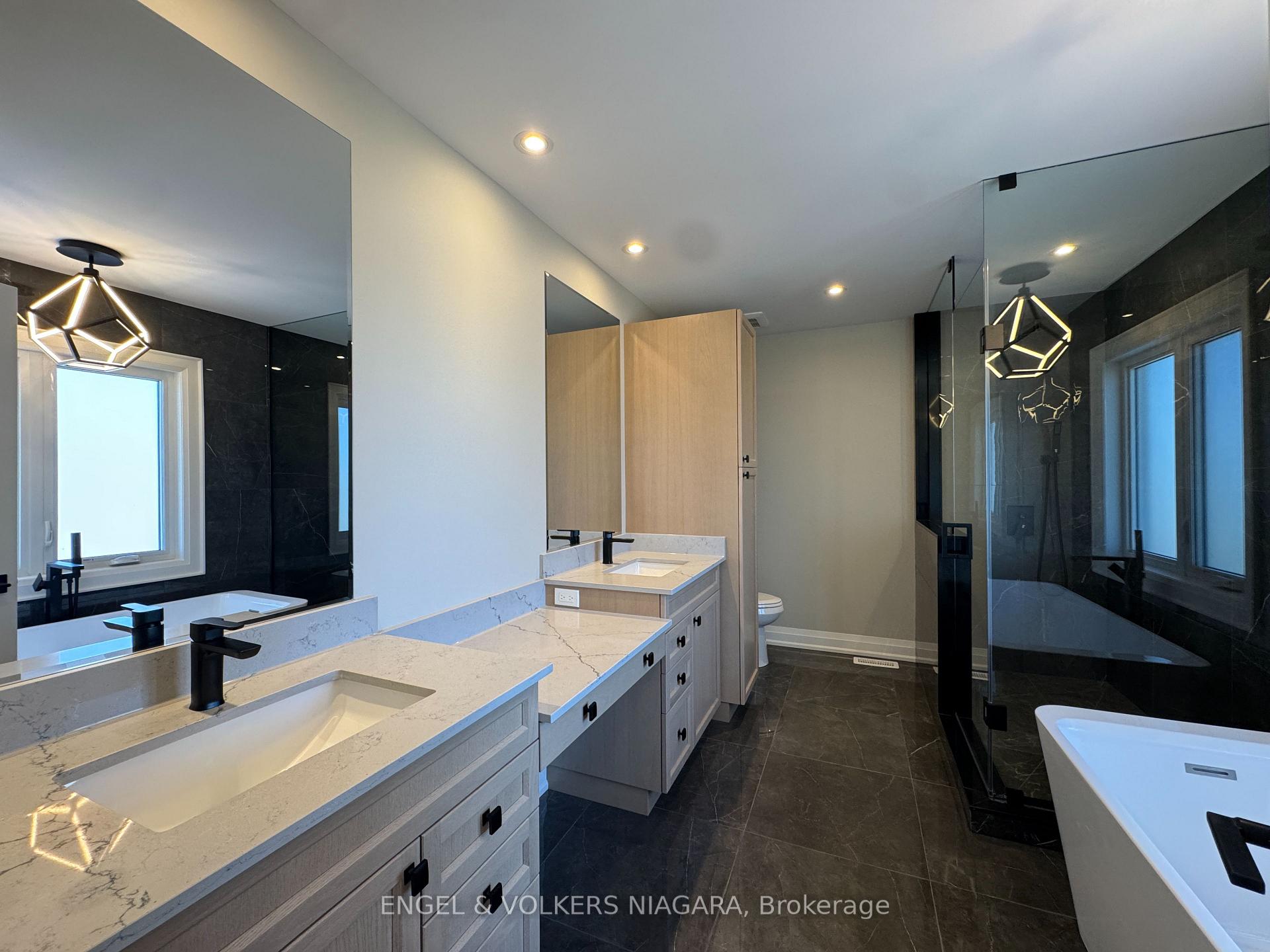 Photo 9 of 25 Elvira Way, Thorold, Rolling Meadows — HOMEH