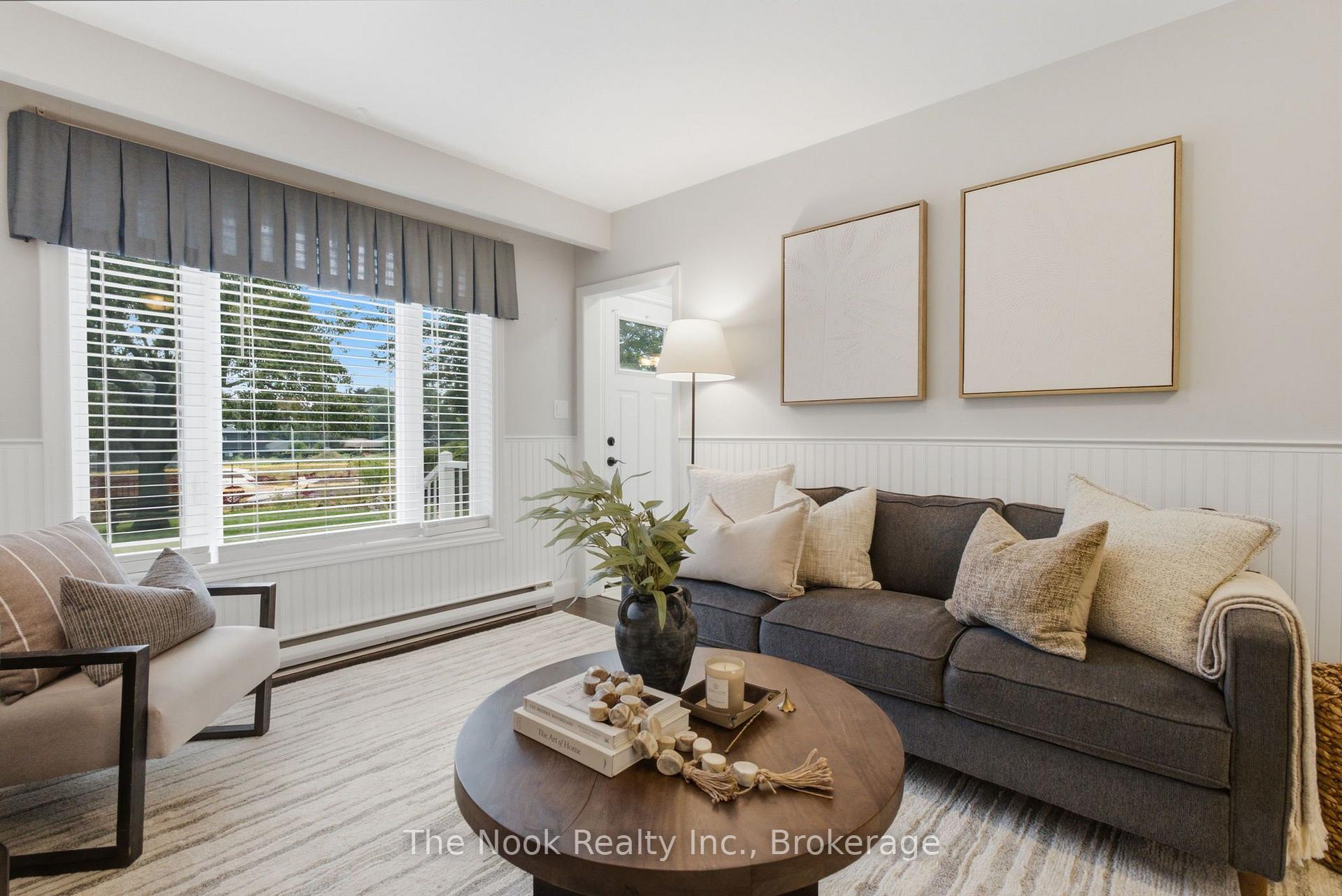 Photo 12 of 40 Keewatin Street S, Oshawa, Donevan — HOMEH