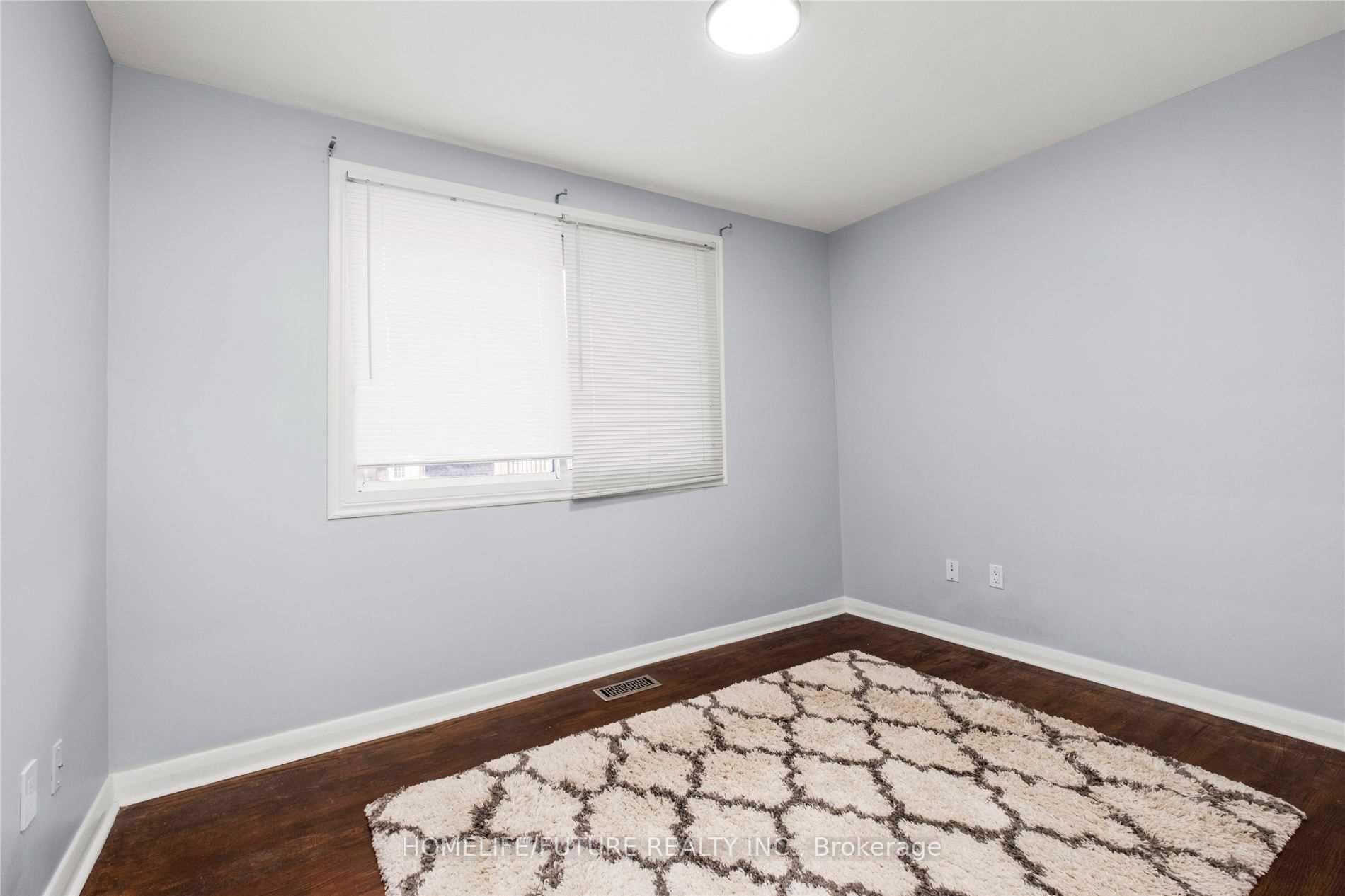 Photo 21 of 50 Benlight Crescent, Scarborough, Woburn — HOMEH