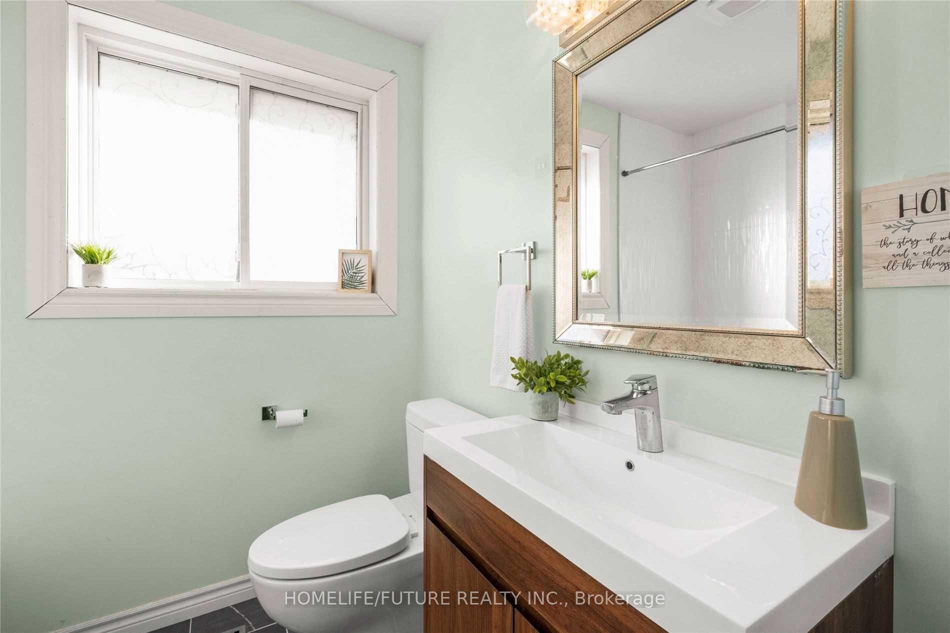 Photo 23 of 50 Benlight Crescent, Scarborough, Woburn — HOMEH