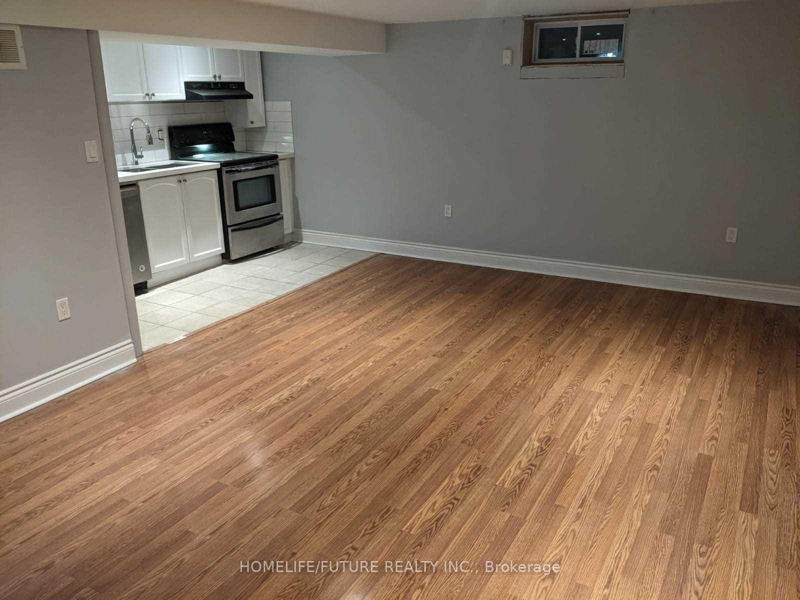 Photo 25 of 50 Benlight Crescent, Scarborough, Woburn — HOMEH