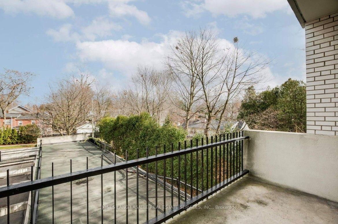 Photo 26 of Unit 402, 370 Lakeshore Road E, Oakville, Old Oakville — HOMEH