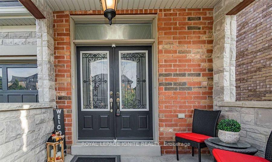 Photo 4 of 4760 Deforest Crescent, Burlington, Alton — HOMEH