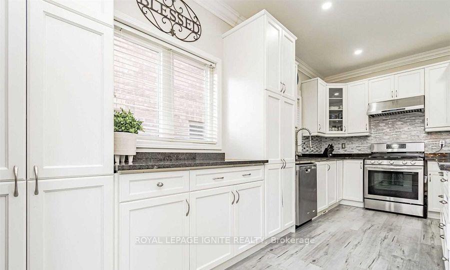 Photo 15 of 4760 Deforest Crescent, Burlington, Alton — HOMEH