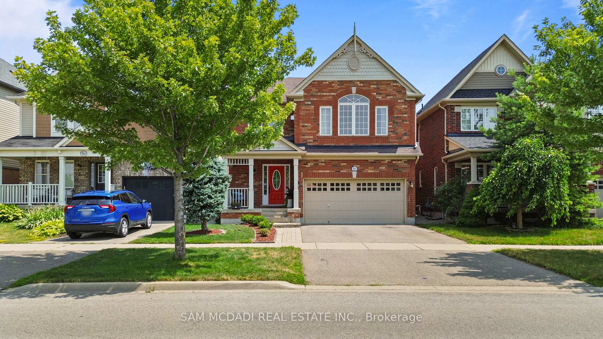 Photo of 920 Clark Boulevard