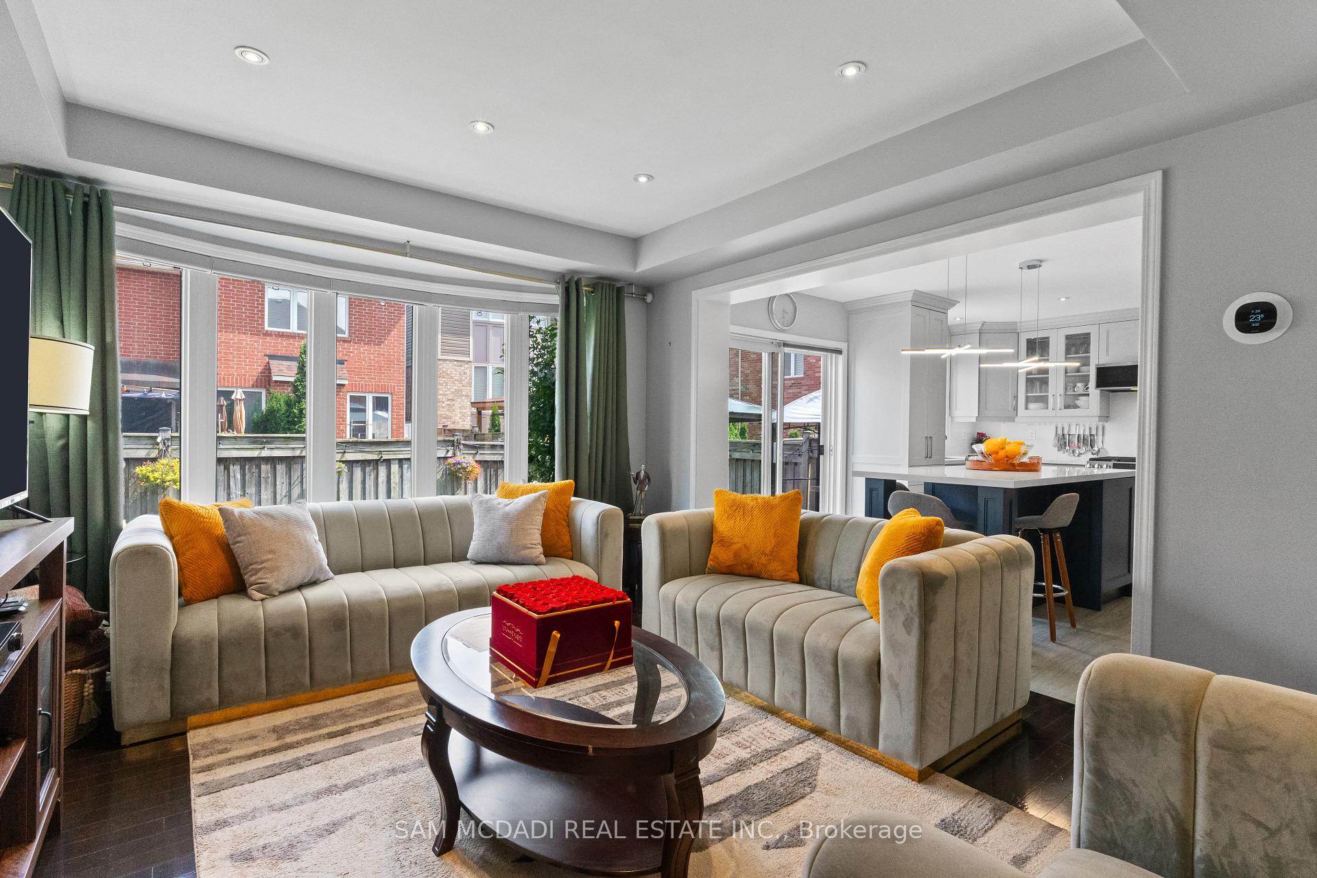 Photo 6 of 920 Clark Boulevard, Milton, Coates — HOMEH