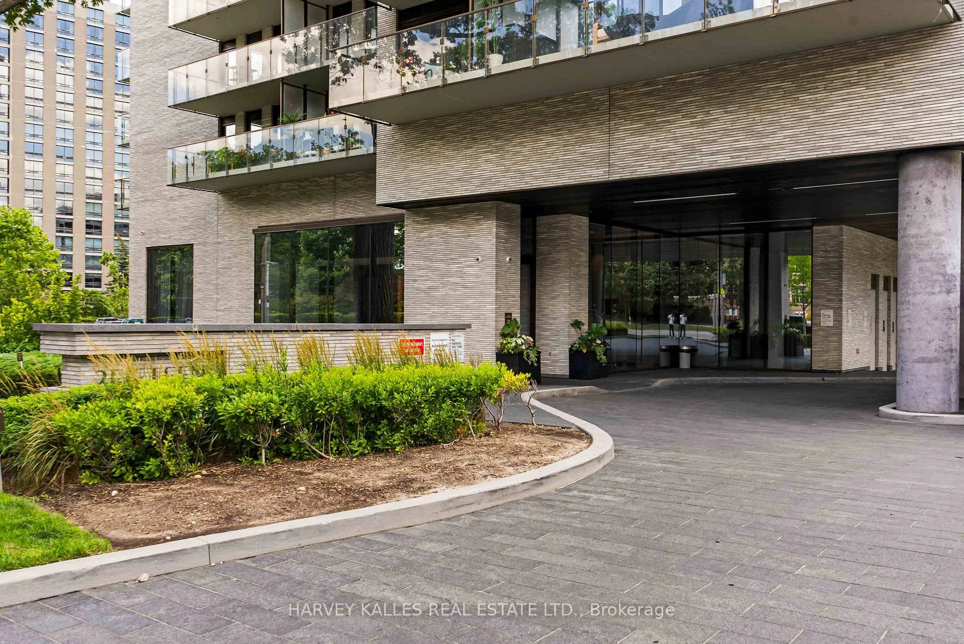 Photo 32 of Unit 2002, 215 Lonsdale Road, Toronto, Forest Hill South — HOMEH