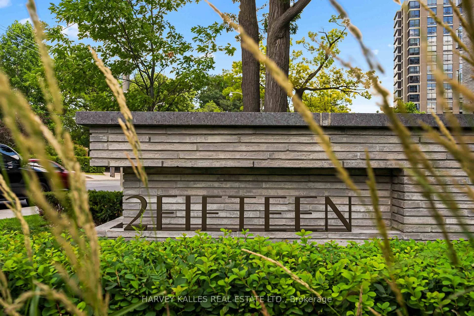 Photo 33 of Unit 2002, 215 Lonsdale Road, Toronto, Forest Hill South — HOMEH
