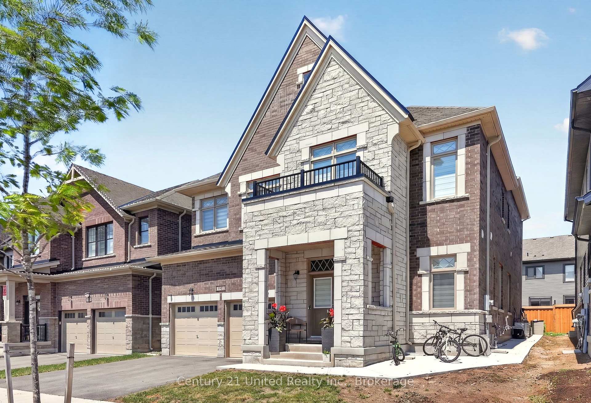 Photo 11 of Unit 2 (lower level), 1040 Unit A Suddard Avenue, Oshawa, Kedron — HOMEH