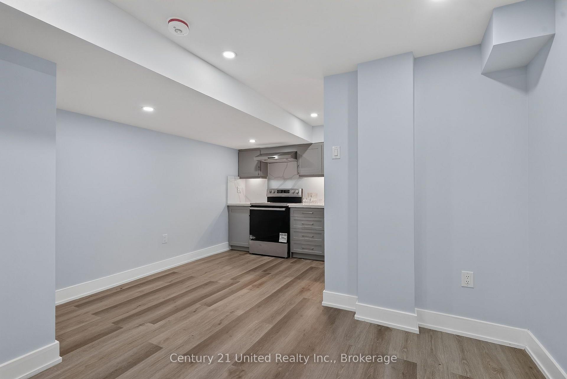 Photo 25 of Unit 2 (lower level), 1040 Unit A Suddard Avenue, Oshawa, Kedron — HOMEH