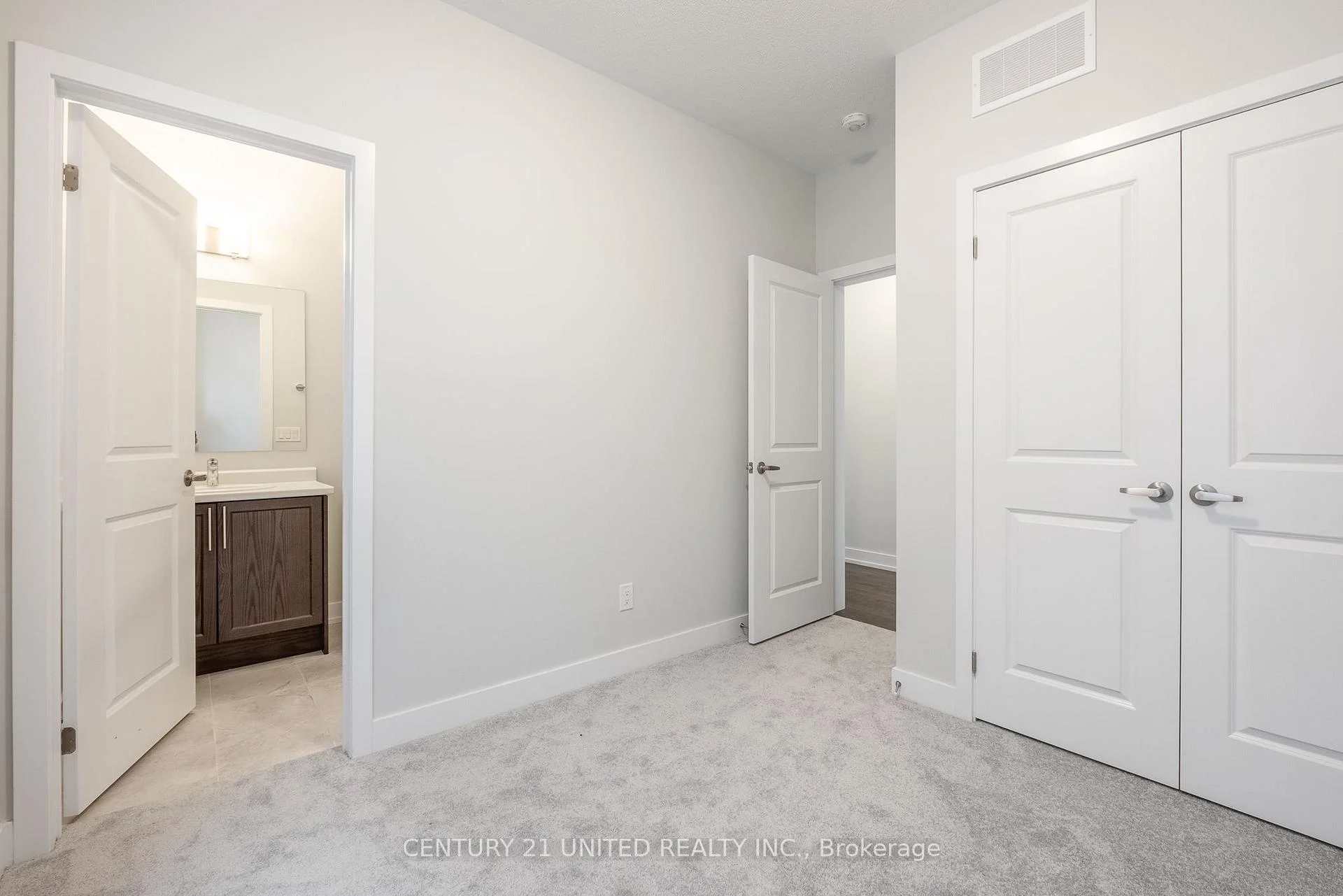 Photo 18 of Unit 2 (lower level), 1040 Unit A Suddard Avenue, Oshawa, Kedron — HOMEH