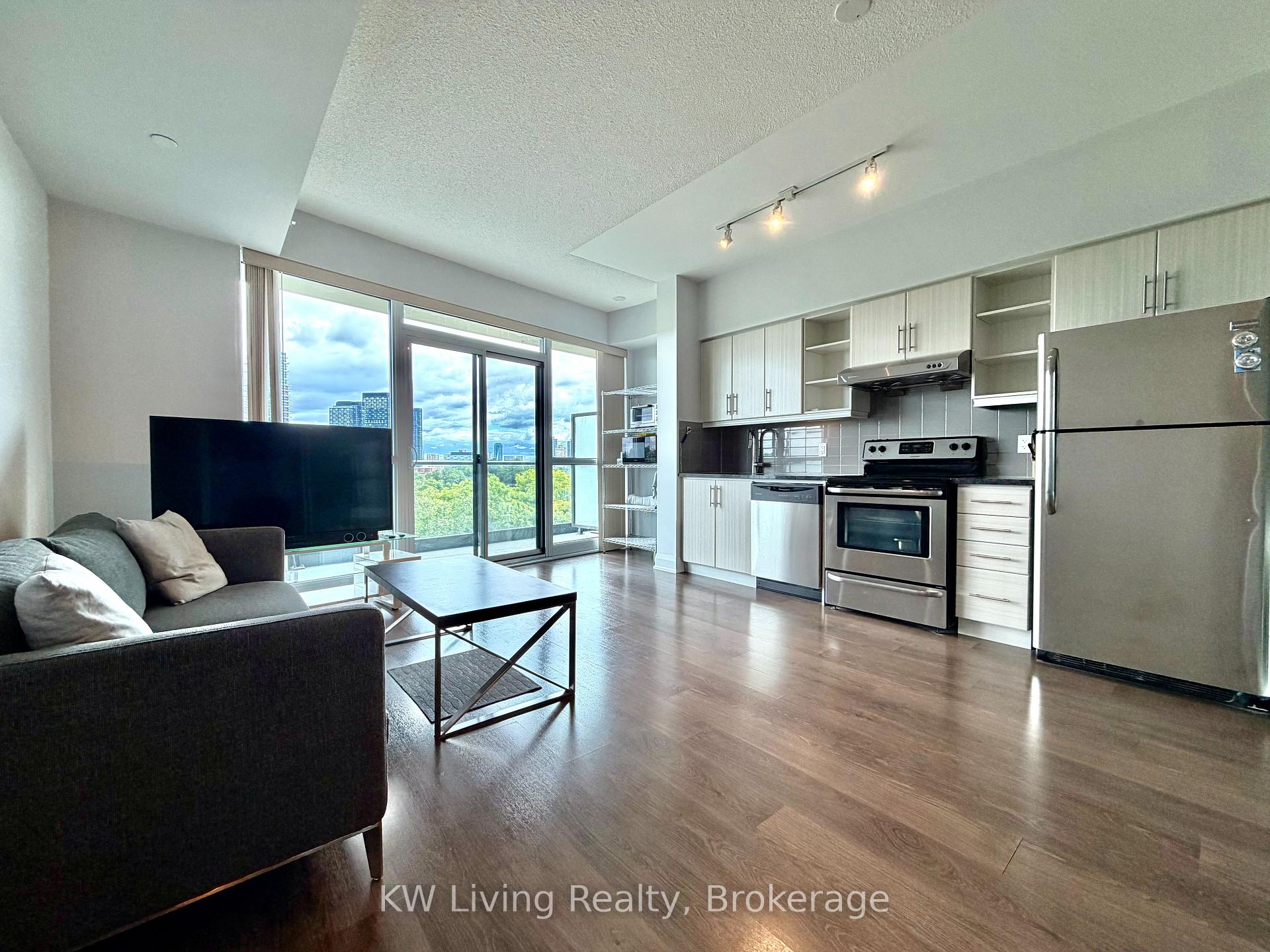 Front of Unit 517, 160 Vanderhoof Avenue