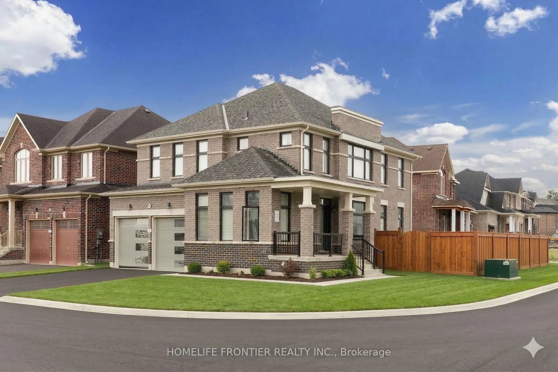 Photo 15 of 49 Ainslie Hill Crescent, Georgina, Sutton & Jackson's Point — HOMEH