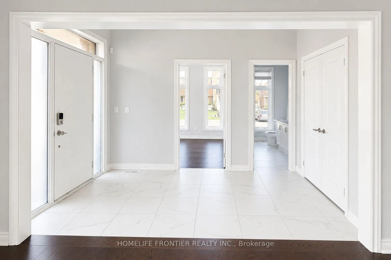 Photo 6 of 49 Ainslie Hill Crescent, Georgina, Sutton & Jackson's Point — HOMEH