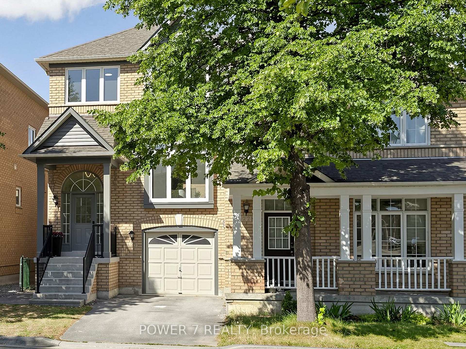 Photo 3 of 20 Mccaul Street, Markham, Berczy — HOMEH