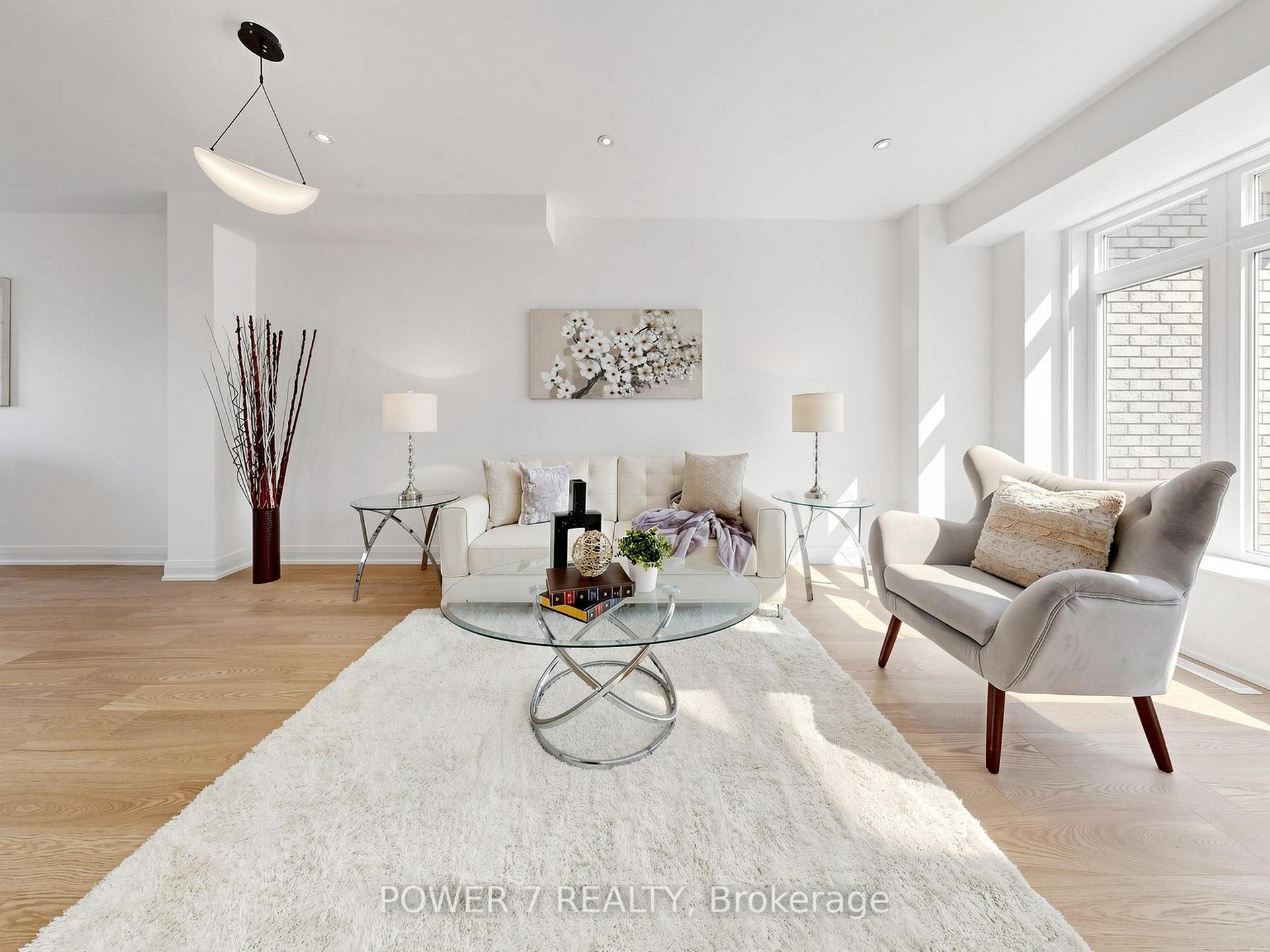 Photo 7 of 20 Mccaul Street, Markham, Berczy — HOMEH