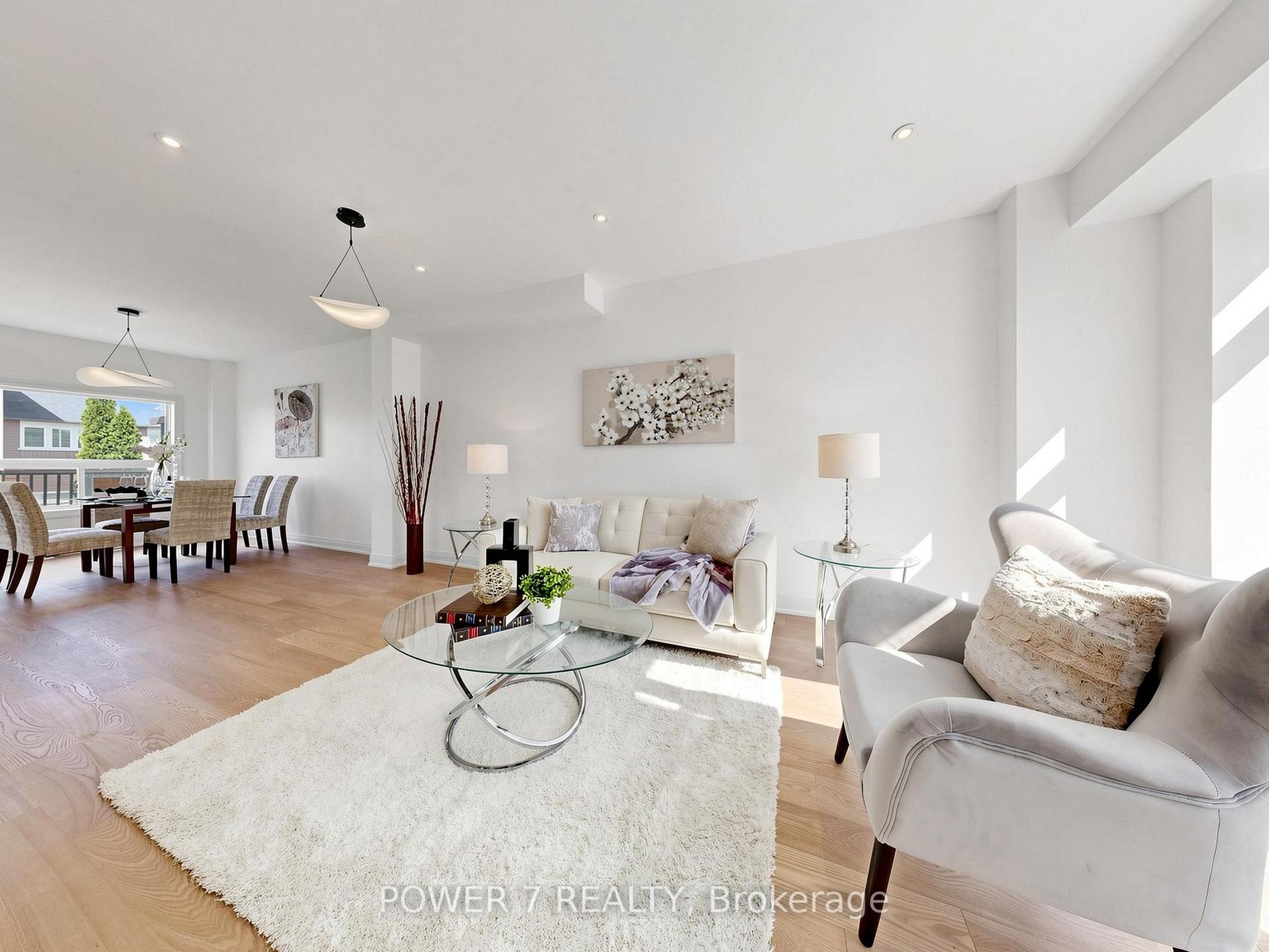 Photo 8 of 20 Mccaul Street, Markham, Berczy — HOMEH