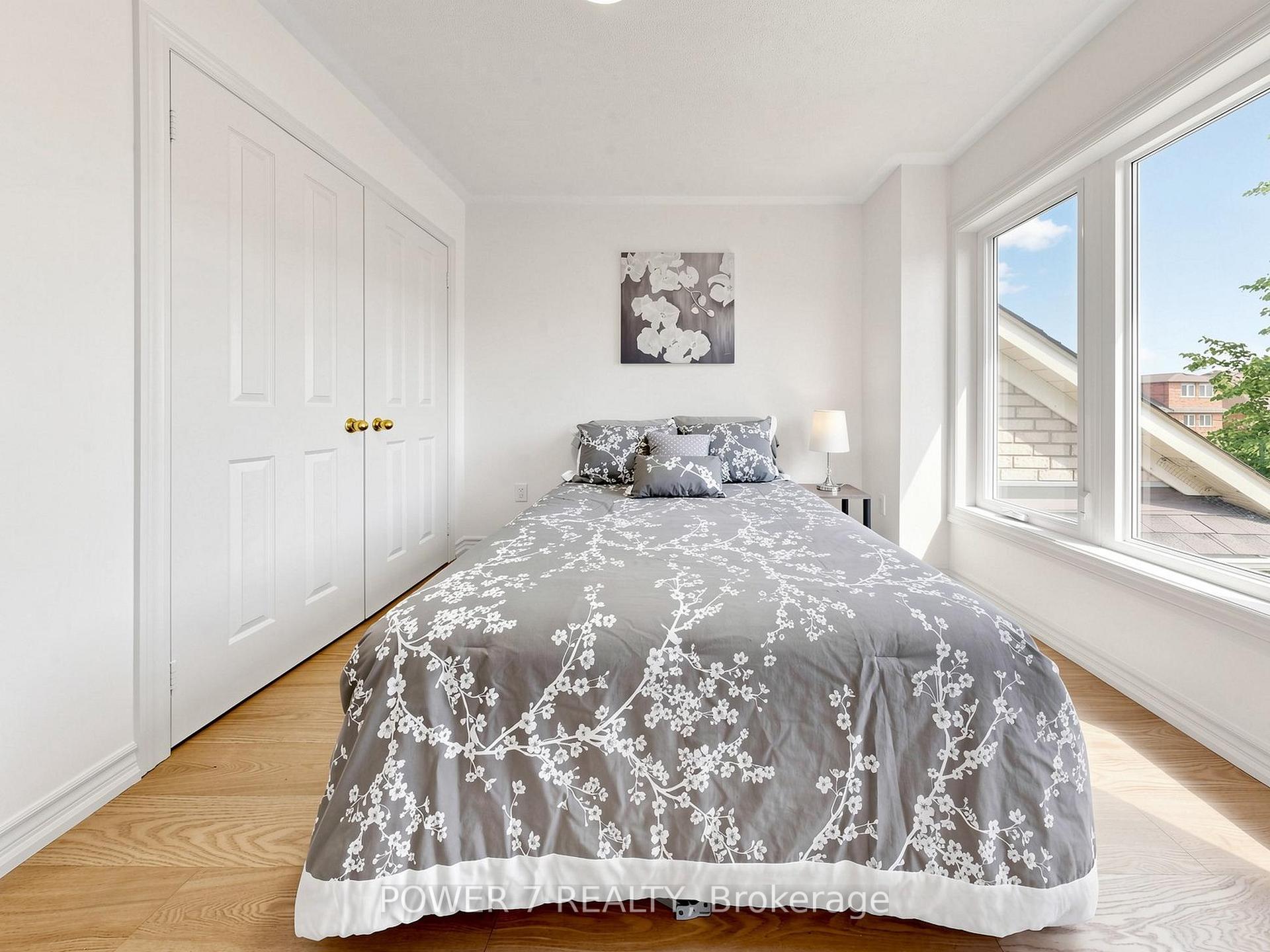 Photo 31 of 20 Mccaul Street, Markham, Berczy — HOMEH