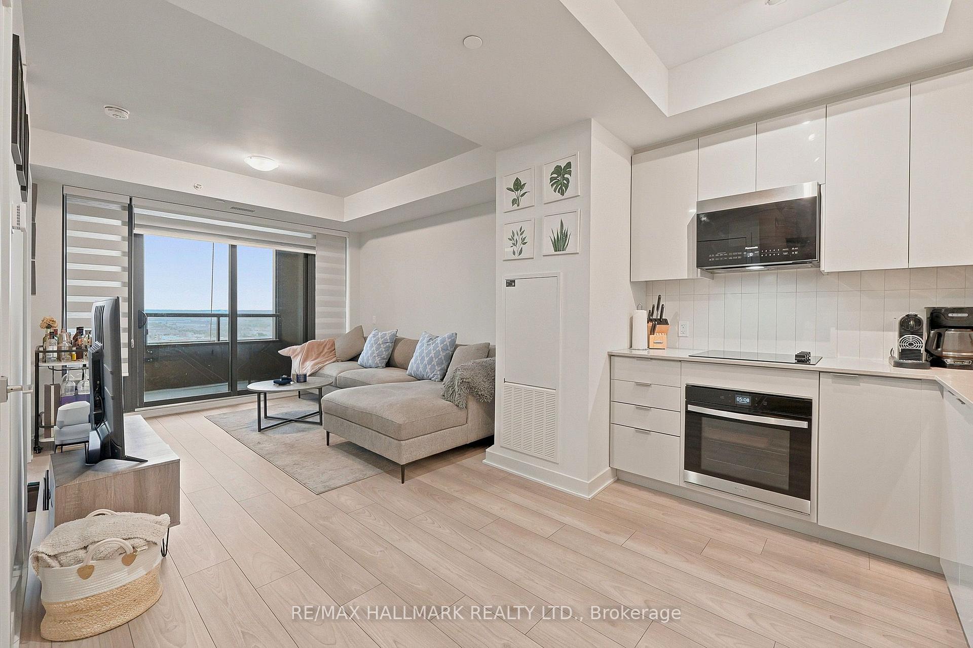 Photo 10 of Unit 2903, 2920 Highway 7, Vaughan, Concord — HOMEH