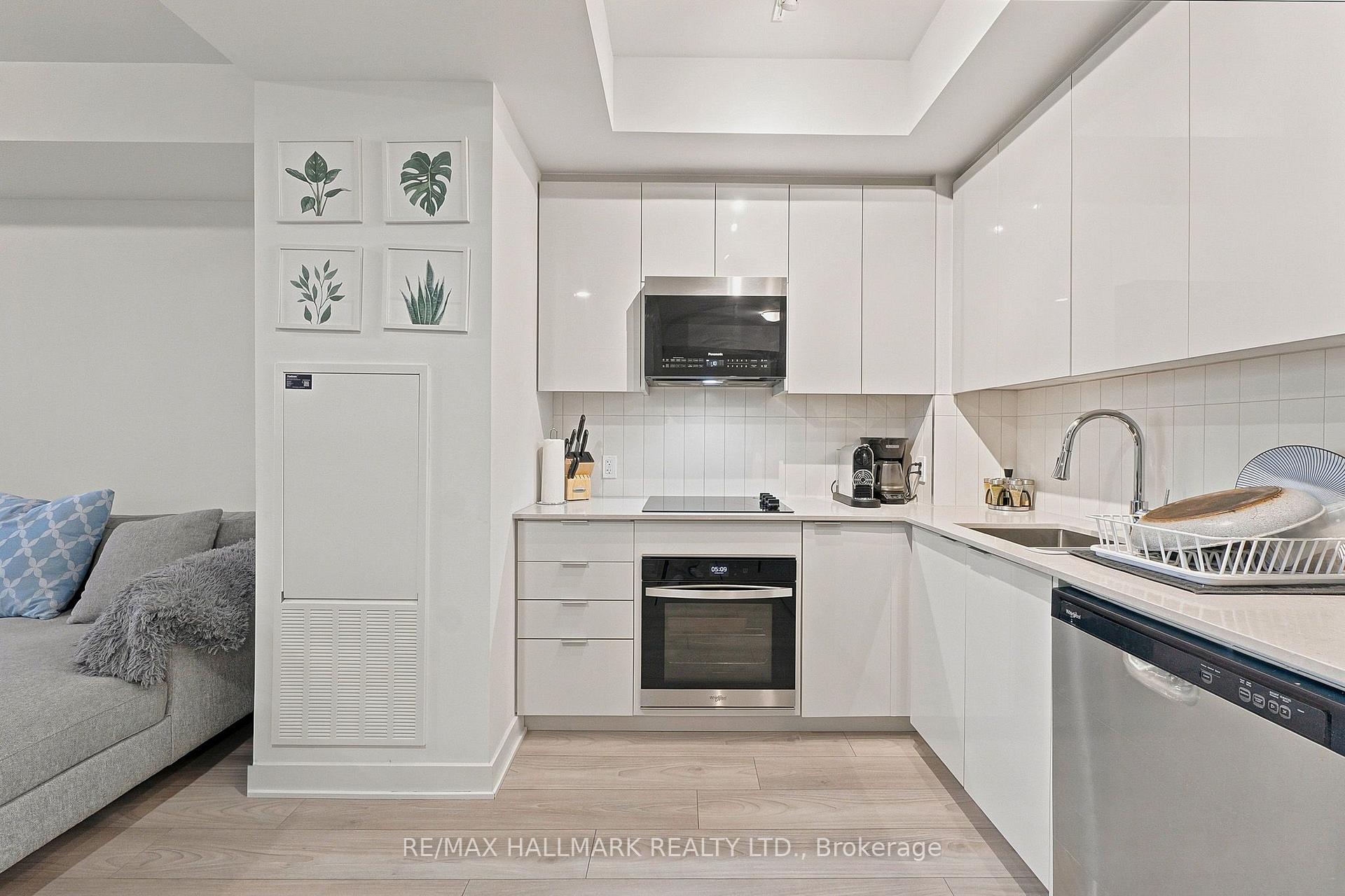 Photo 11 of Unit 2903, 2920 Highway 7, Vaughan, Concord — HOMEH