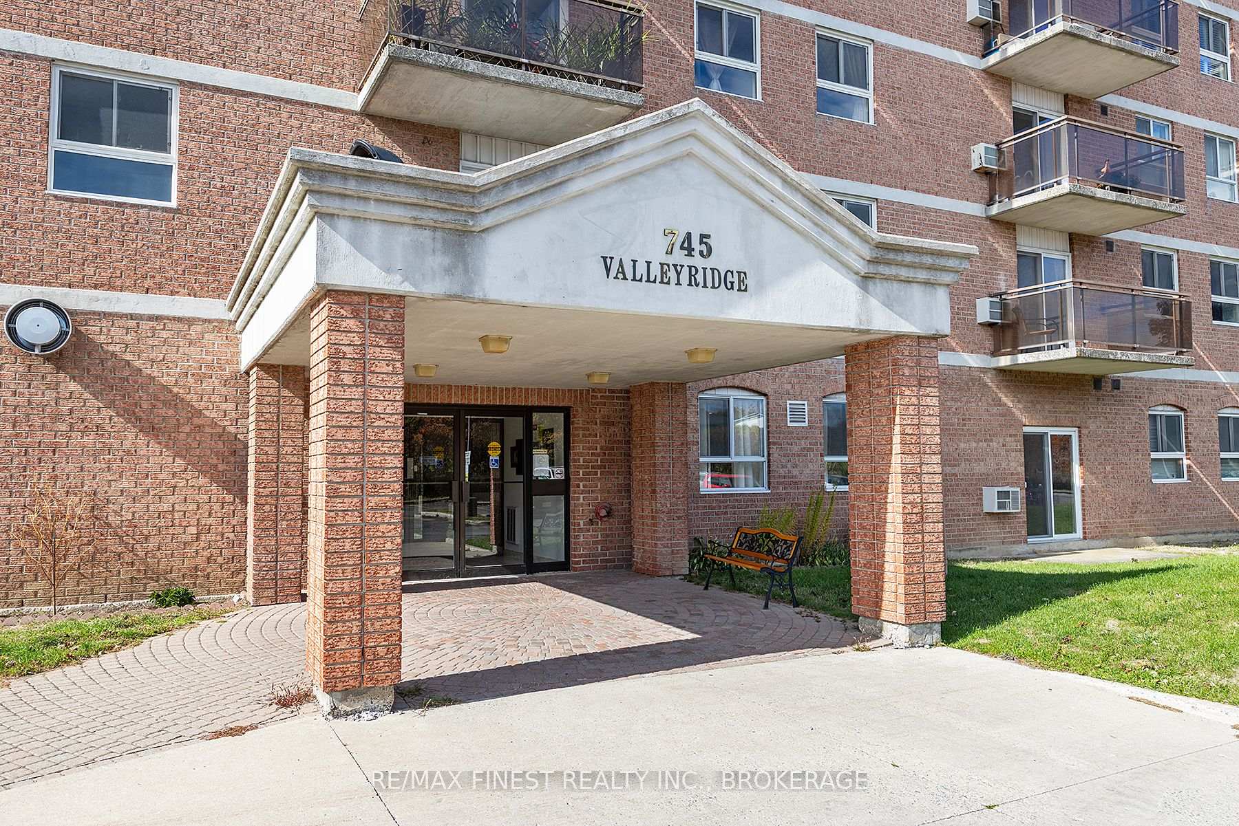 Photo 2 of Unit 610, 745 Davis Drive, Kingston, East Gardiners Rd — HOMEH