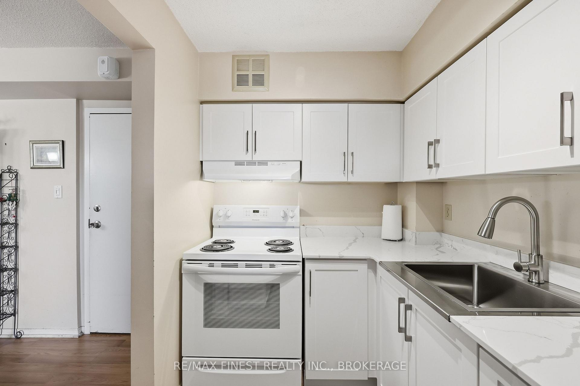Photo 4 of Unit 610, 745 Davis Drive, Kingston, East Gardiners Rd — HOMEH