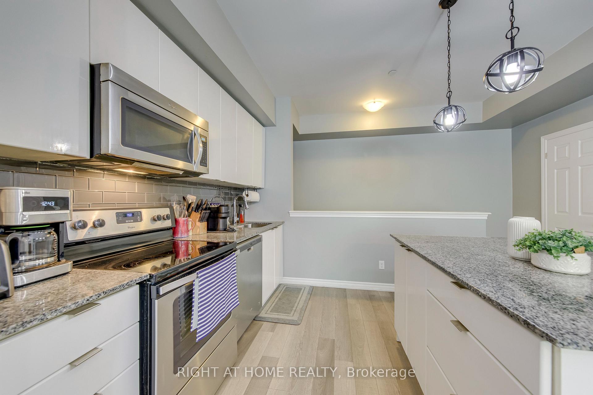 Photo 7 of Unit 109, 40 Carnation Avenue, Etobicoke, Long Branch — HOMEH