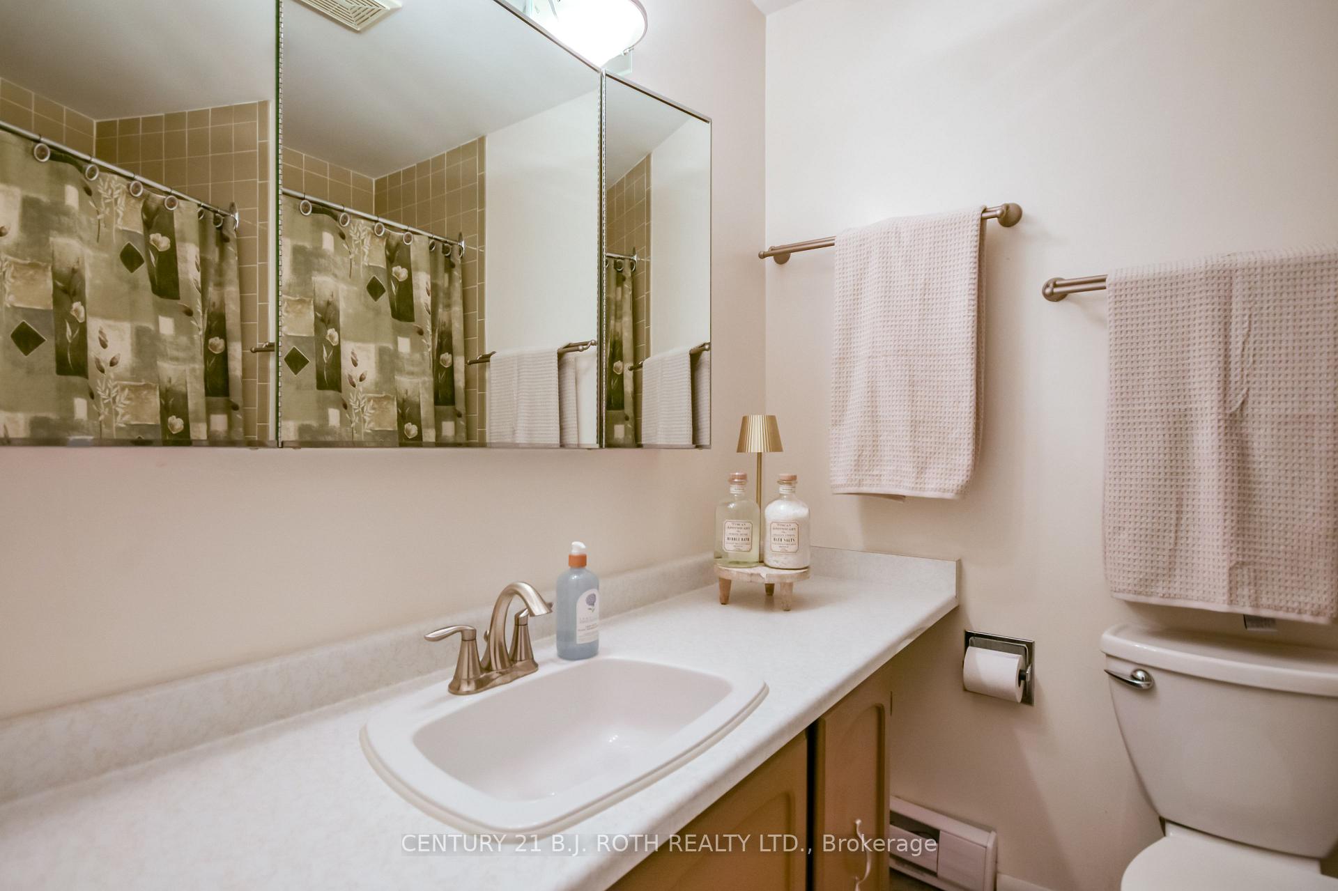Photo 26 of Unit Unit 20, 2 Paradise Boulevard, Ramara, Rural Ramara — HOMEH