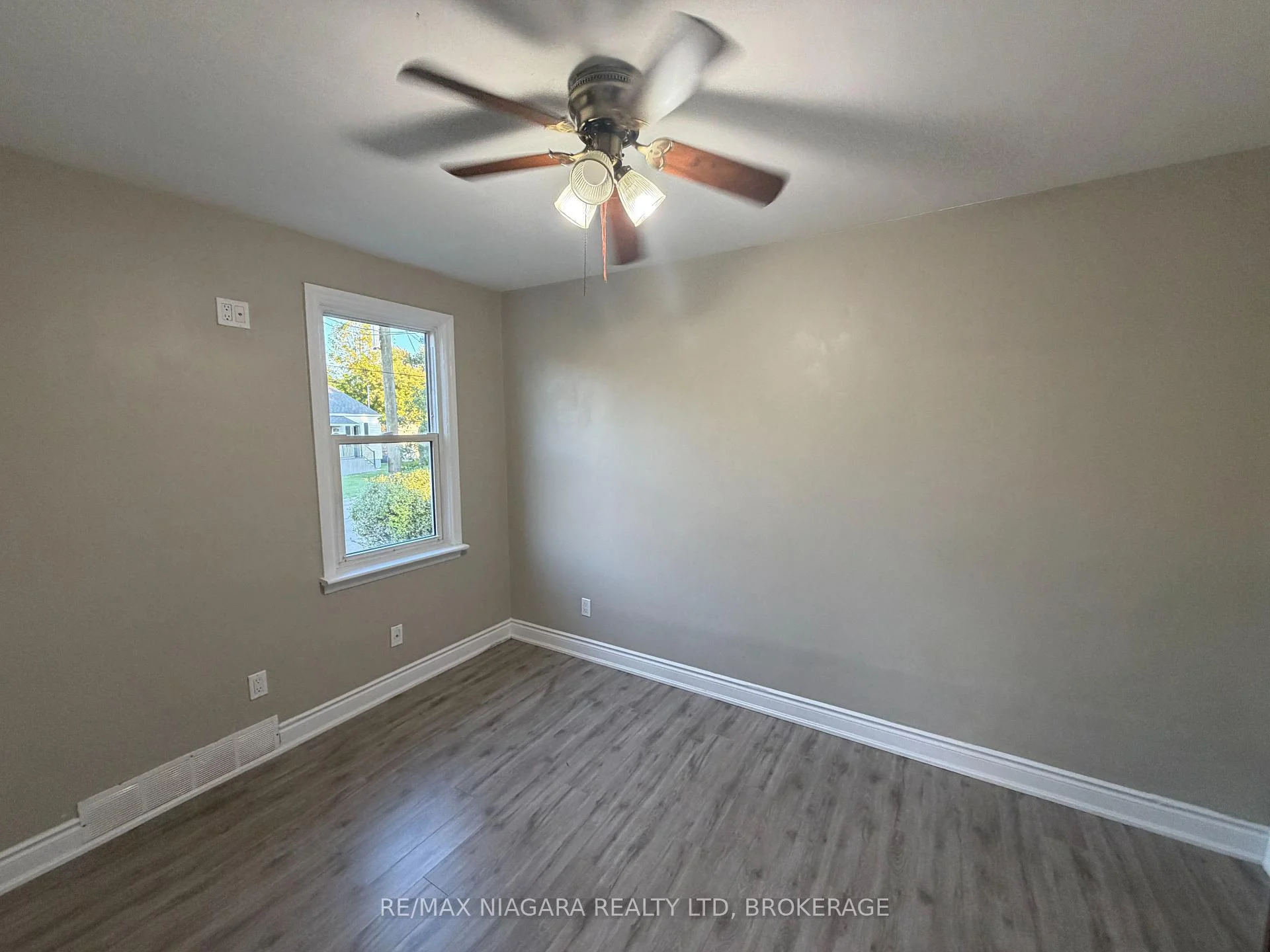 Photo 11 of Unit Unit 2, 24 Union Street, St. Catharines, Western Hill — HOMEH