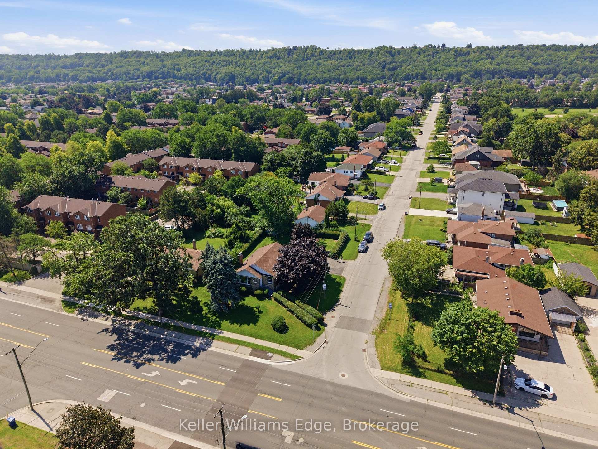Photo 4 of 226 8 Highway, Hamilton, Stoney Creek — HOMEH