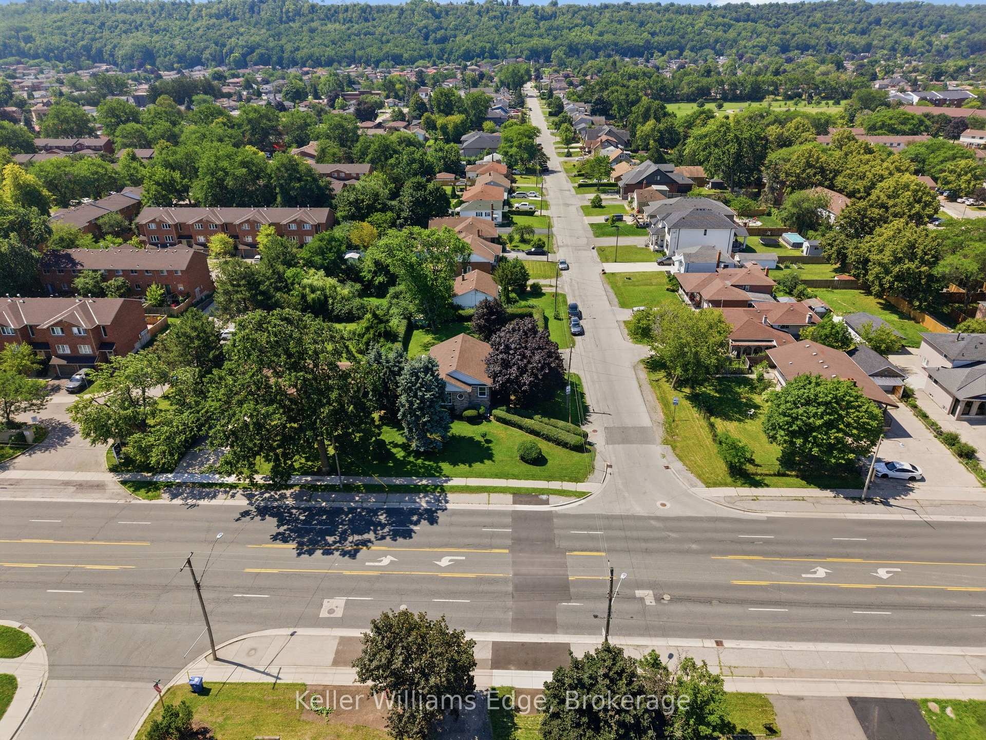 Photo 5 of 226 8 Highway, Hamilton, Stoney Creek — HOMEH