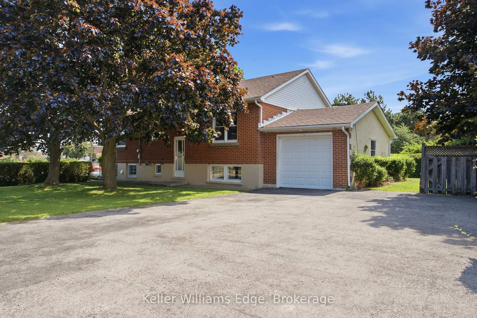Photo 10 of 226 8 Highway, Hamilton, Stoney Creek — HOMEH