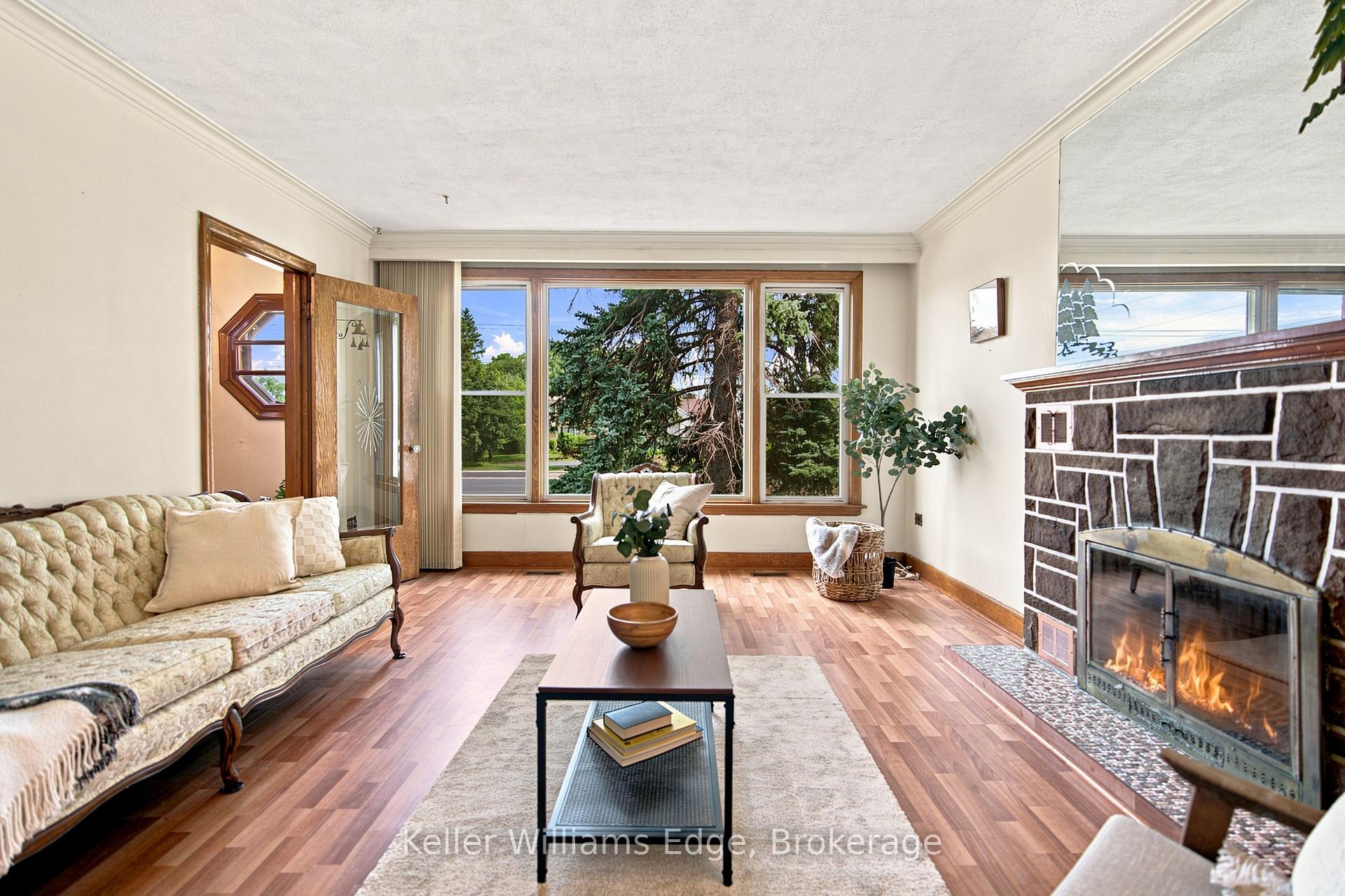 Photo 15 of 226 8 Highway, Hamilton, Stoney Creek — HOMEH