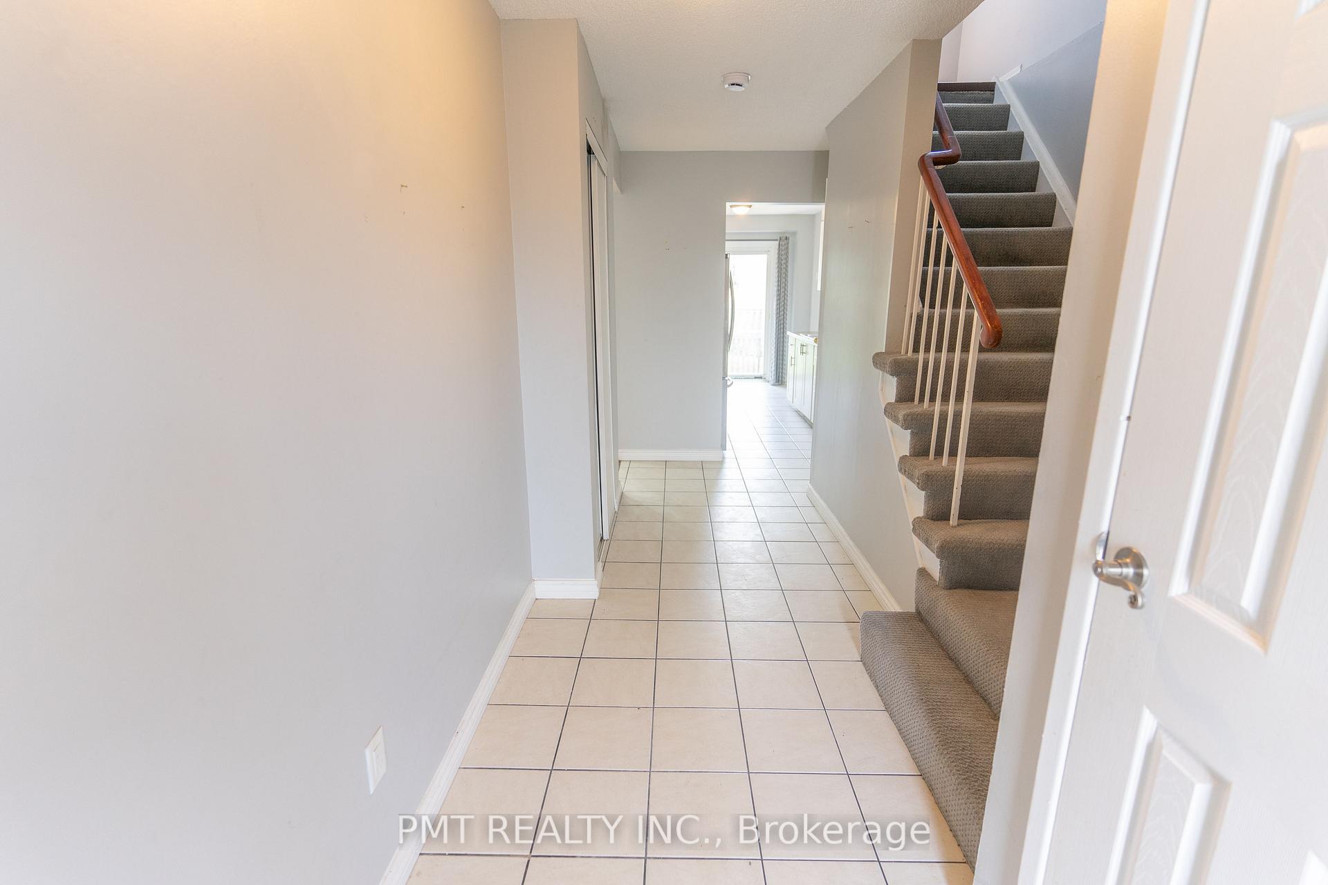 Photo 2 of 694 Carrying Place, Mississauga, Creditview — HOMEH