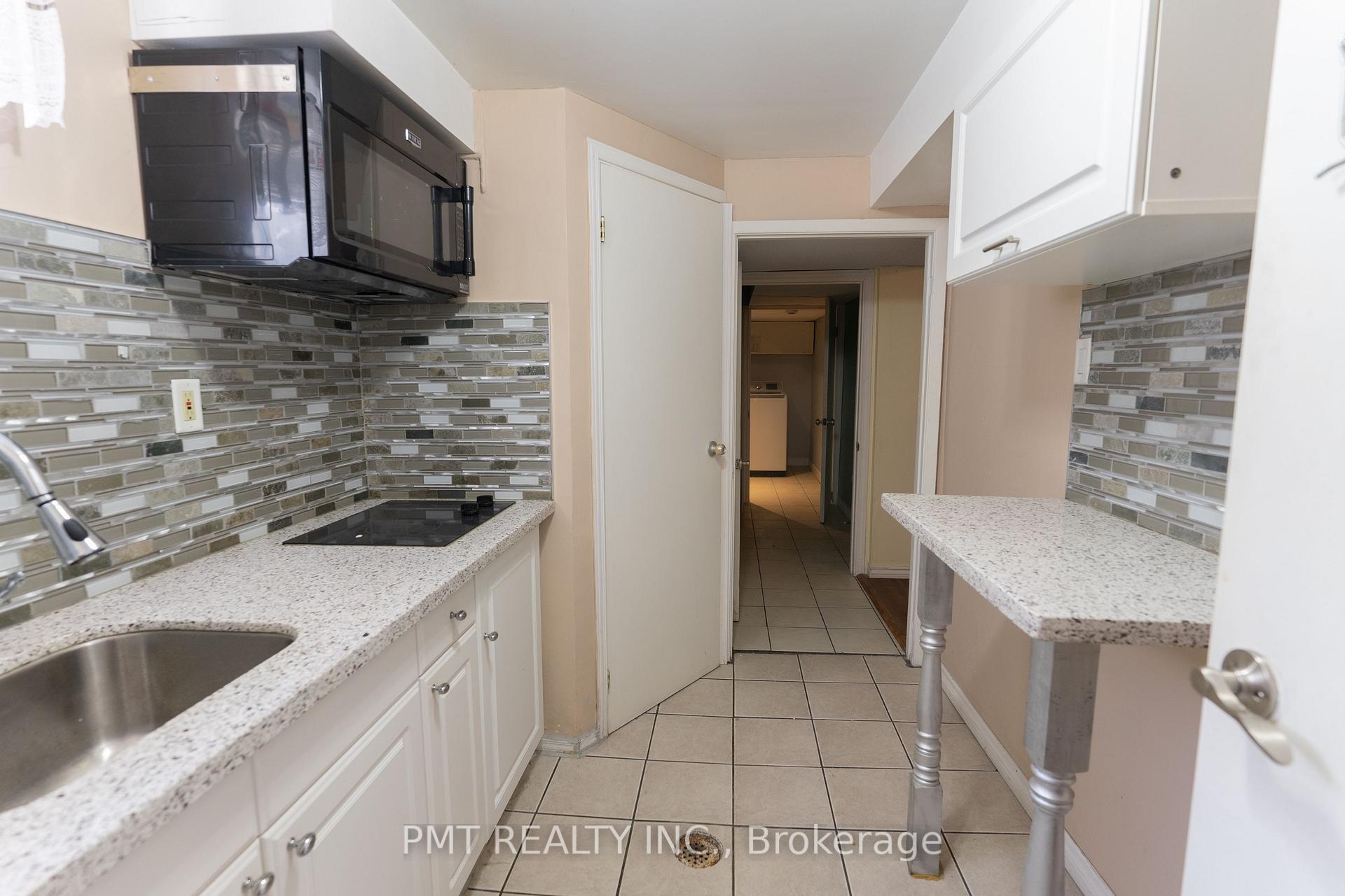 Photo 20 of 694 Carrying Place, Mississauga, Creditview — HOMEH