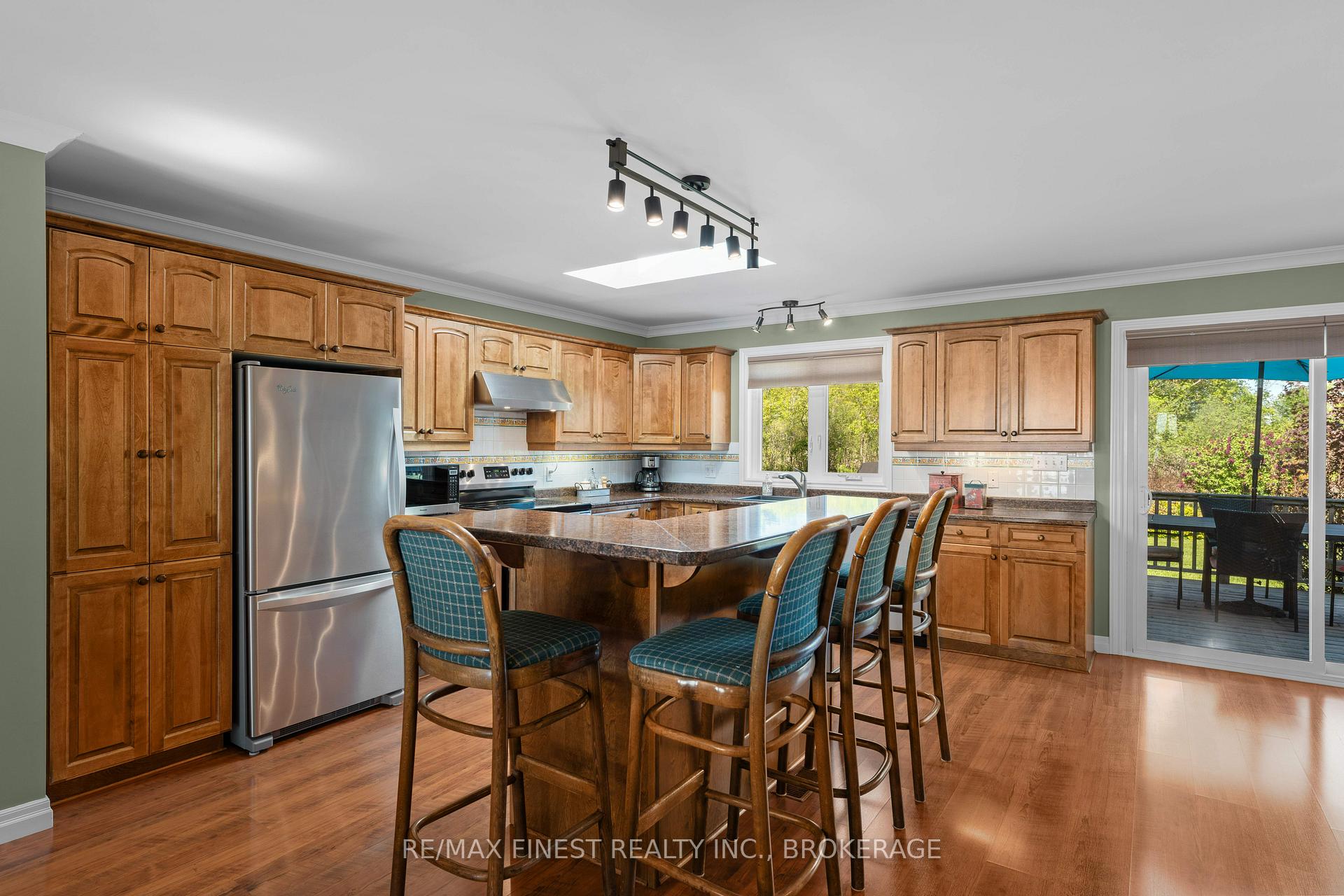Photo 7 of 14 Sunset Lane, Greater Napanee, Greater Napanee — HOMEH