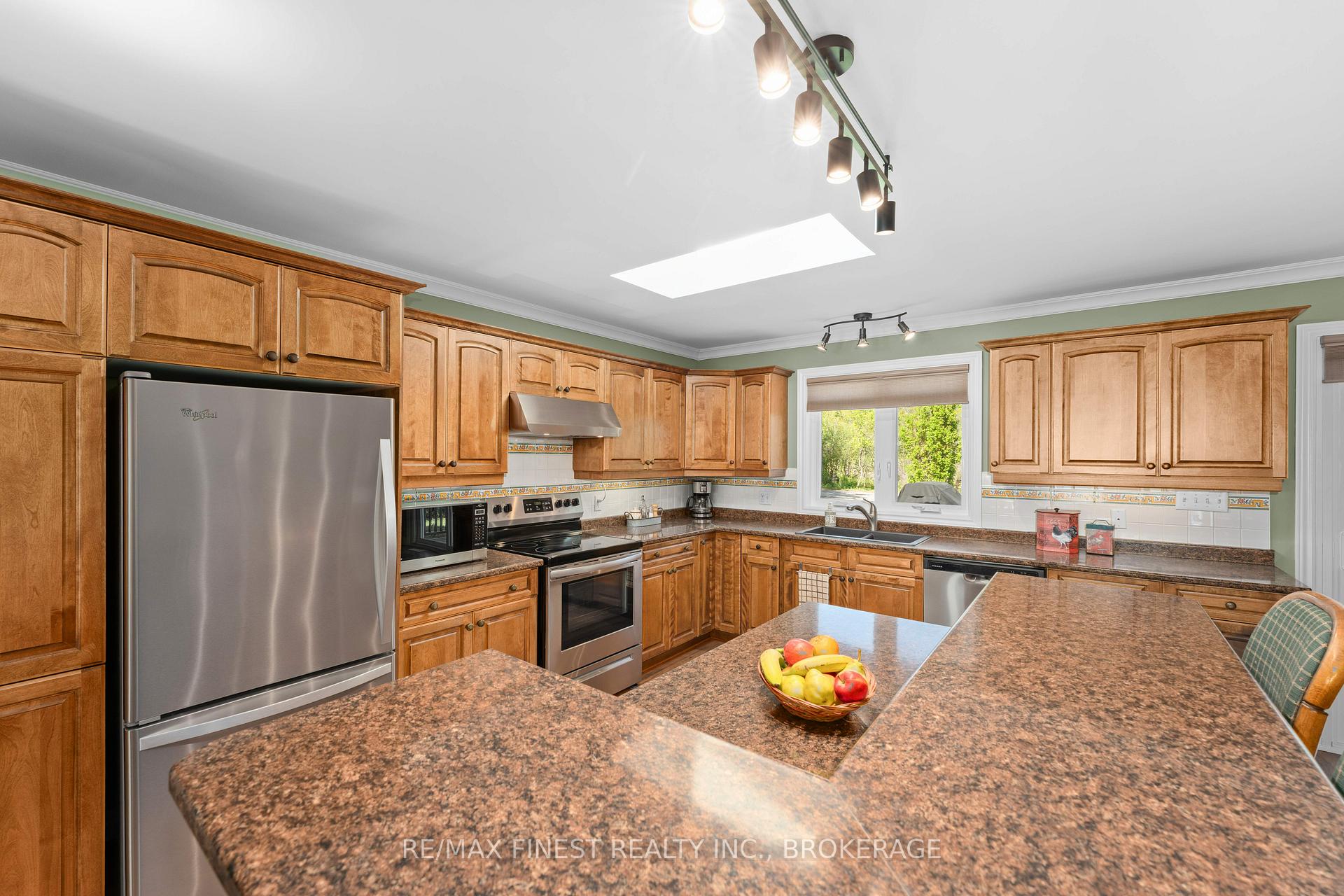 Photo 10 of 14 Sunset Lane, Greater Napanee, Greater Napanee — HOMEH
