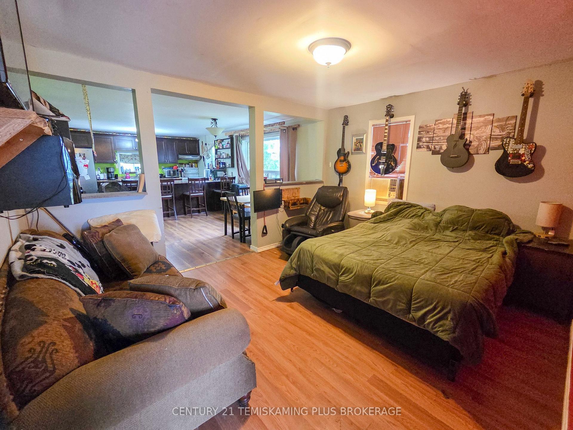 Photo 7 of 311096 Highway 571, Armstrong, Earlton — HOMEH