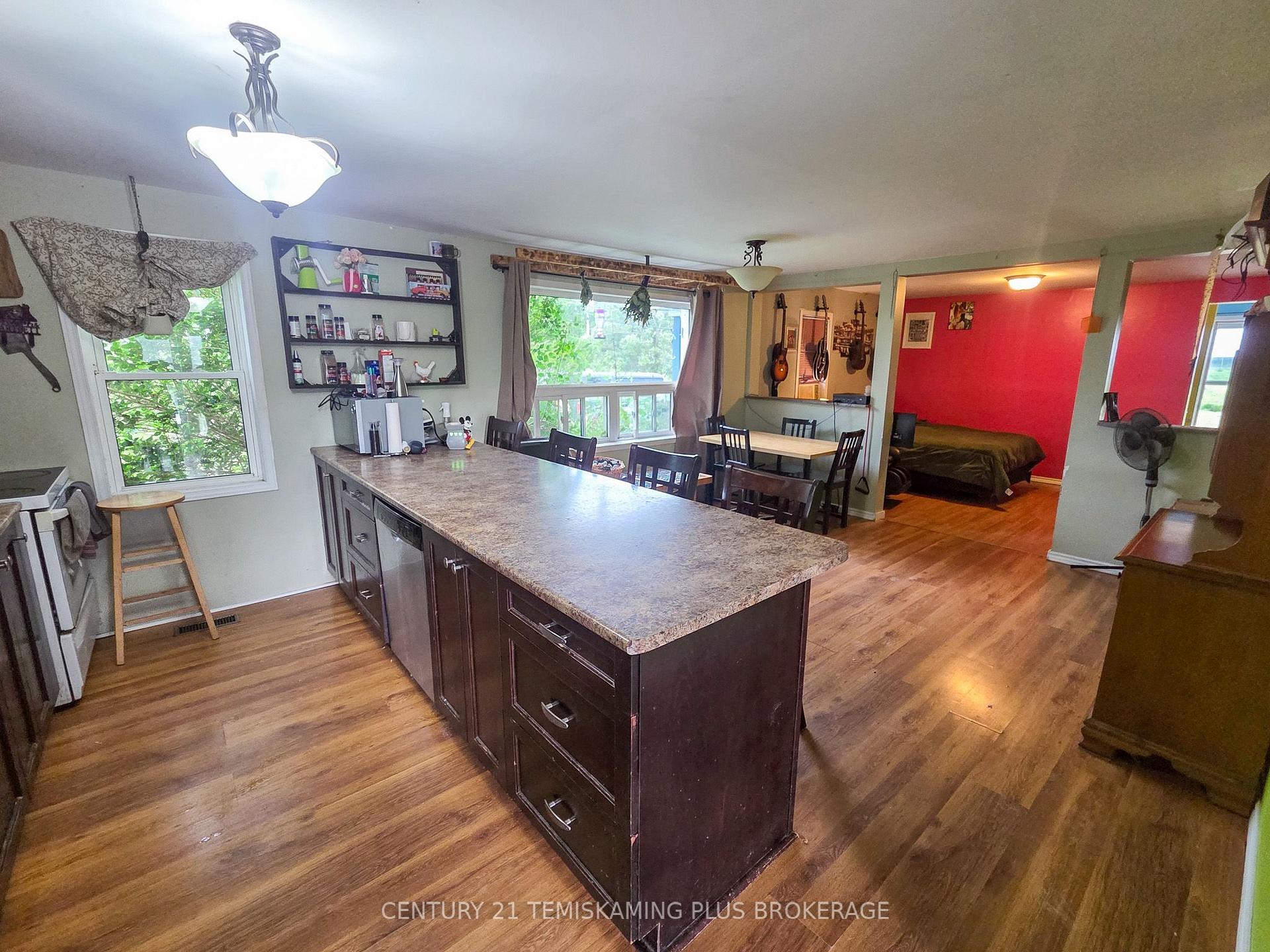 Photo 10 of 311096 Highway 571, Armstrong, Earlton — HOMEH